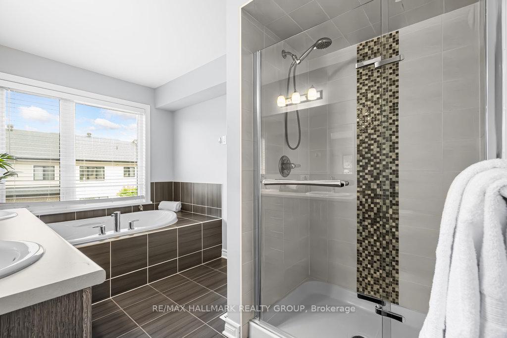 Photo 28 of 107 Nutting Crescent, Ottawa, Riverside South/Gloucester Glen — HOMEH