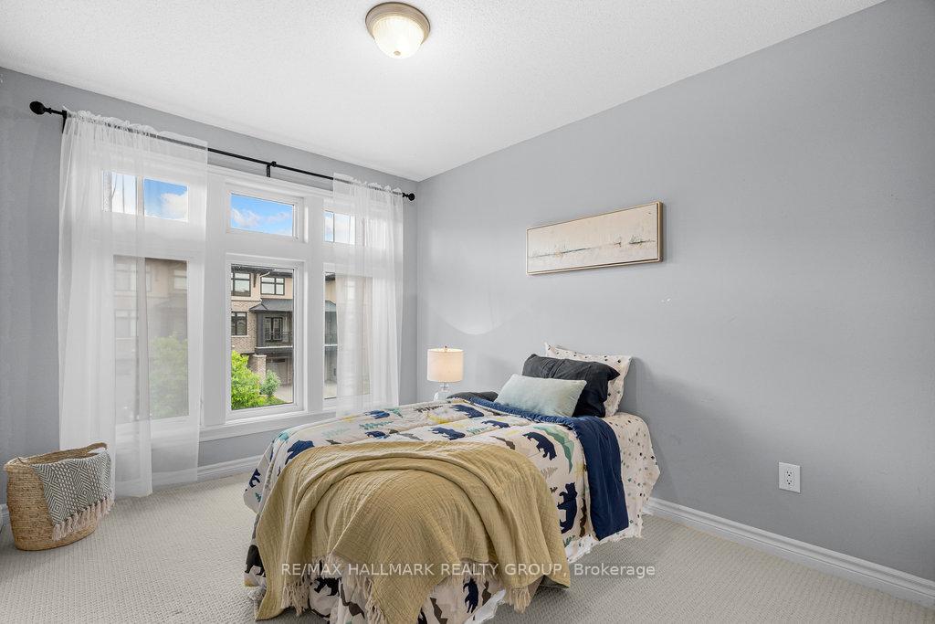 Photo 35 of 107 Nutting Crescent, Ottawa, Riverside South/Gloucester Glen — HOMEH