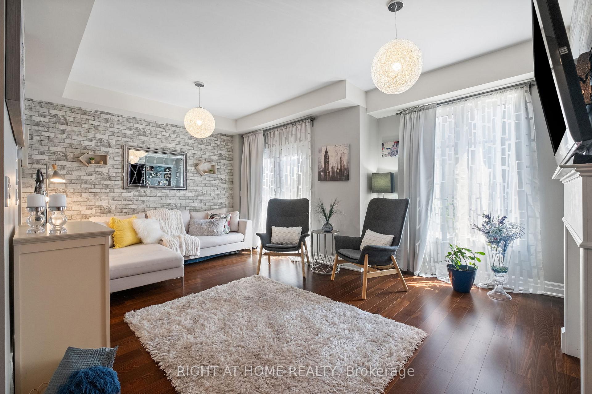Photo 7 of Unit 26, 873 New Westminster Drive, Vaughan, Beverley Glen — HOMEH
