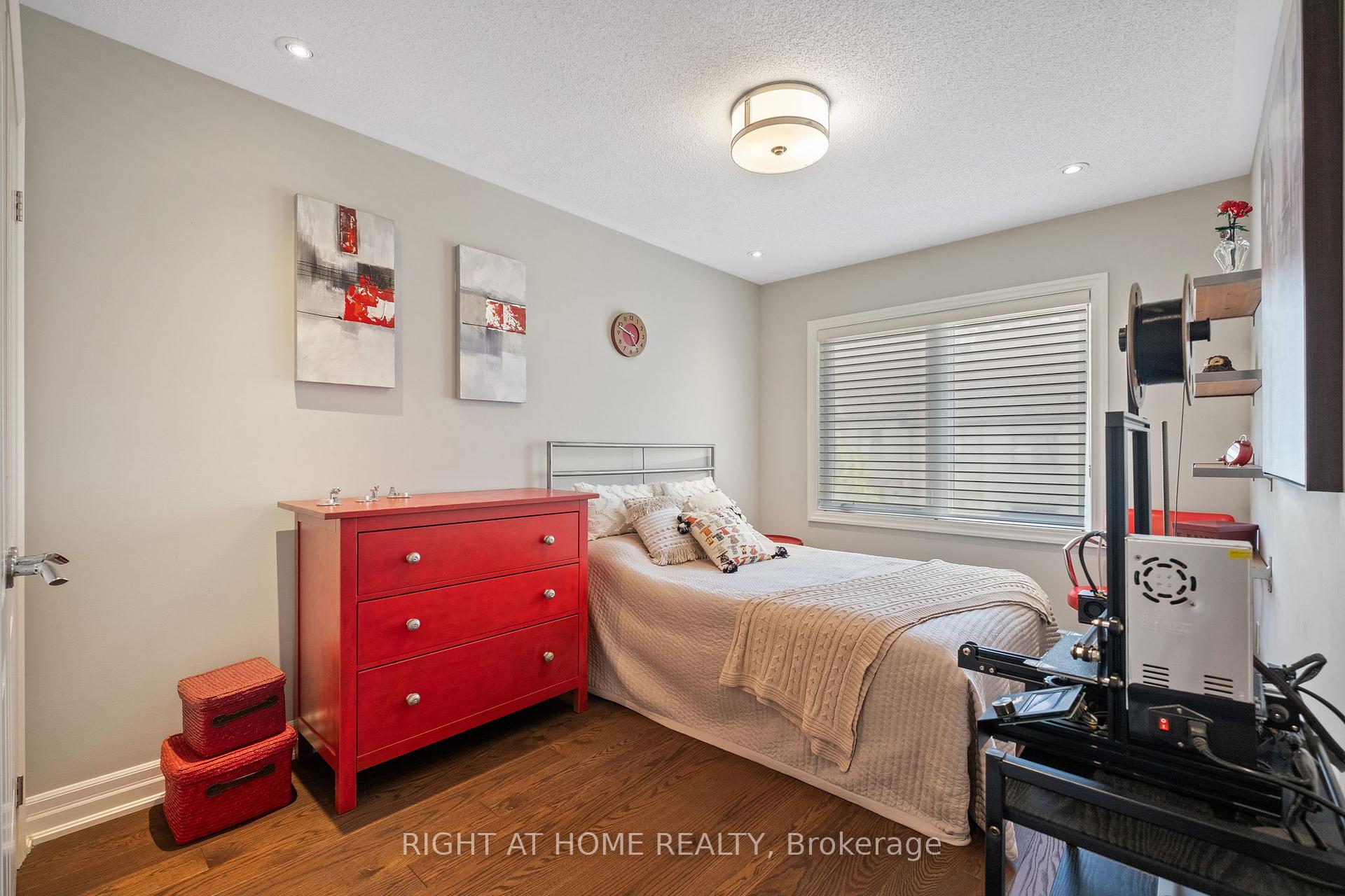Photo 27 of Unit 26, 873 New Westminster Drive, Vaughan, Beverley Glen — HOMEH