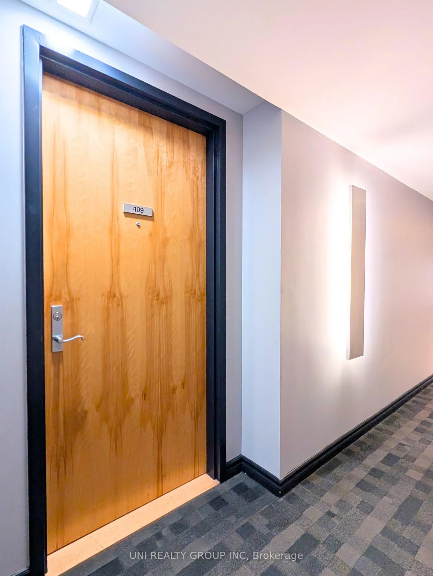 Photo 10 of Unit 409, 250 Lett Street, Ottawa, West Centre Town — HOMEH