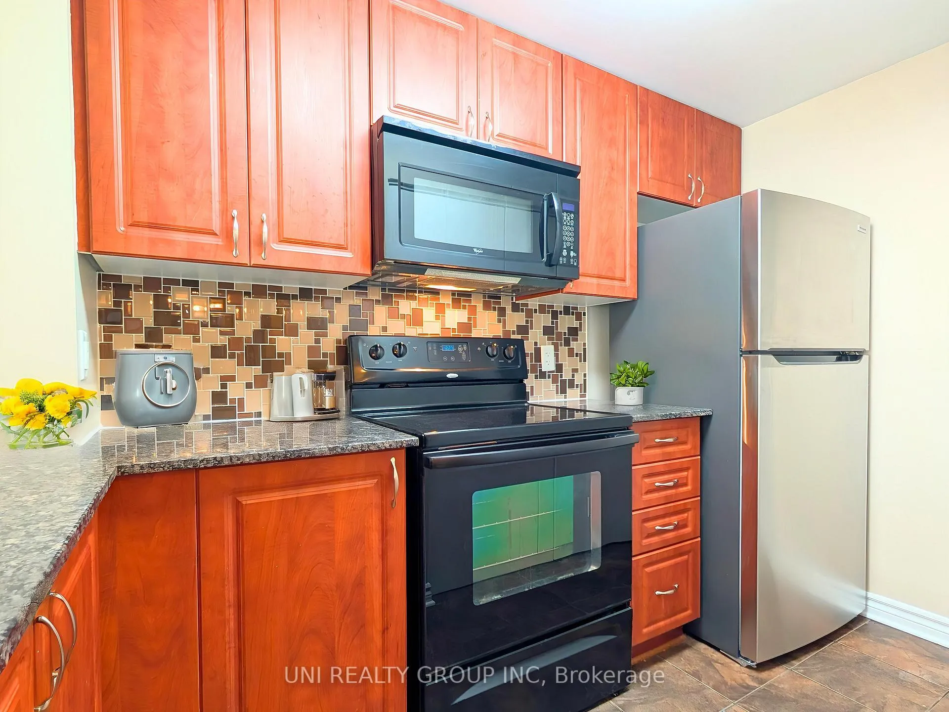 Photo 13 of Unit 409, 250 Lett Street, Ottawa, West Centre Town — HOMEH