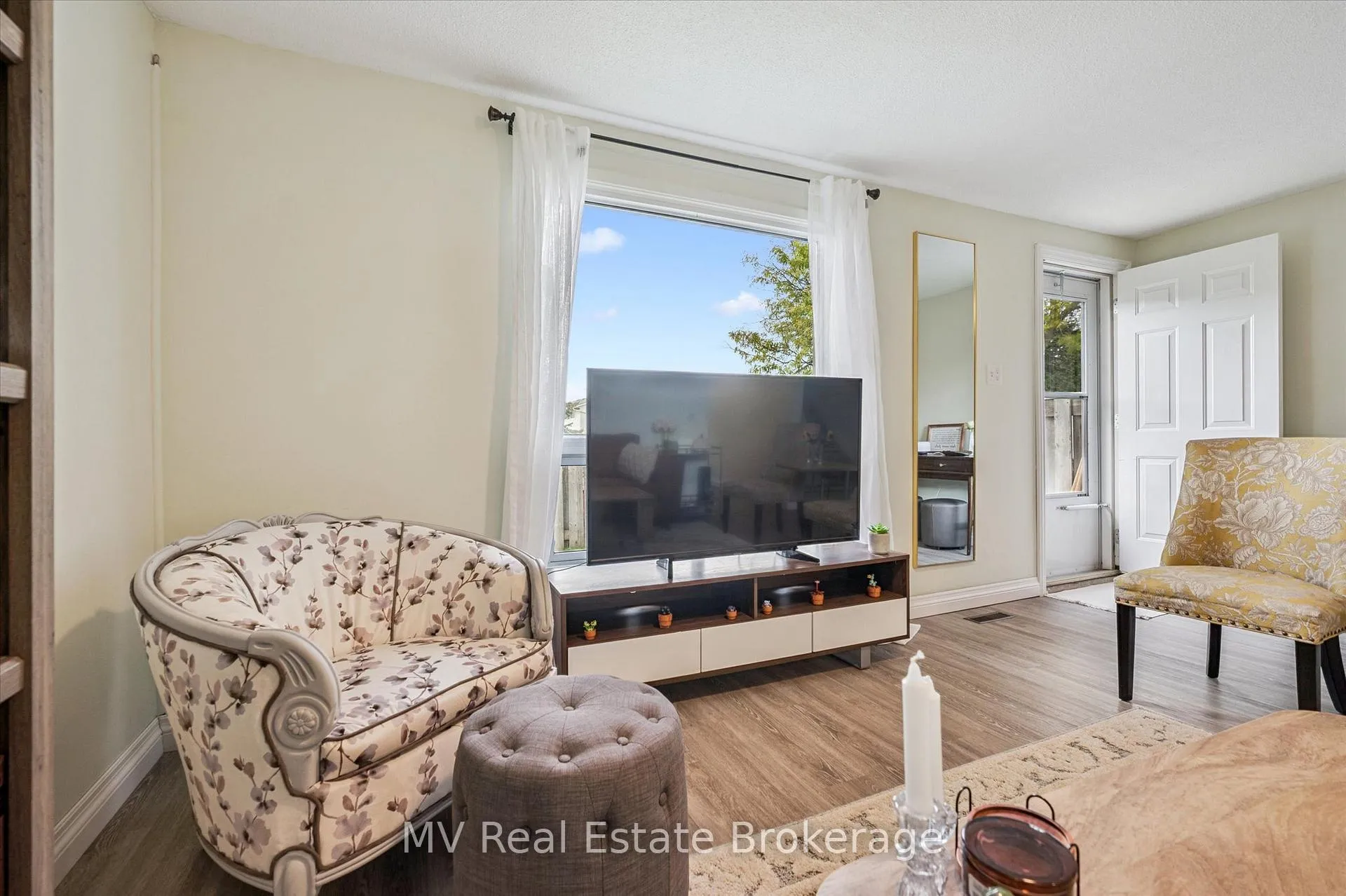Photo 15 of Unit 94, 700 Paisley Road, Guelph, Willow West/Sugarbush/West Acres — HOMEH