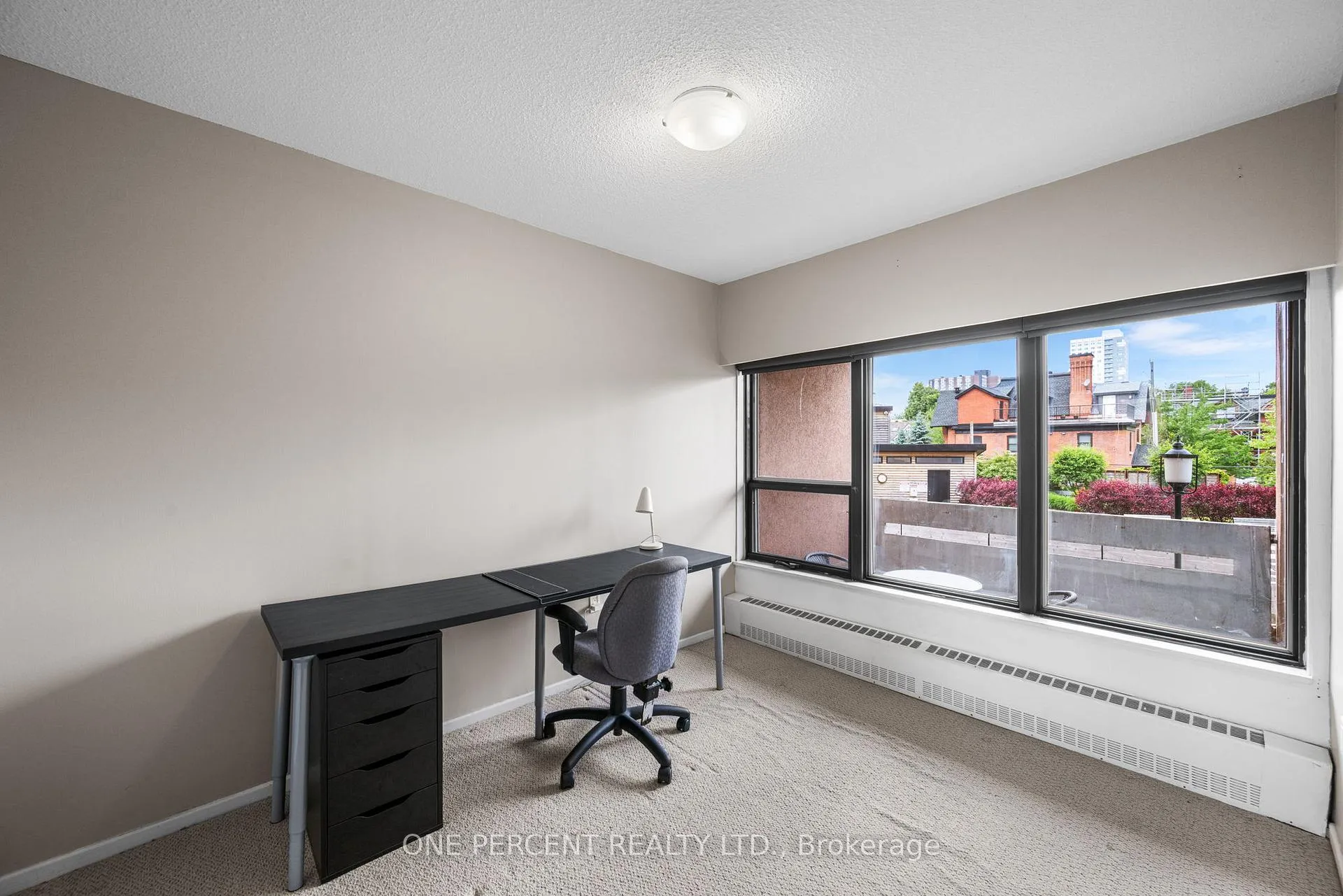 Photo 13 of Unit 201, 373 Laurier Avenue E, Ottawa, Sandy Hill — HOMEH