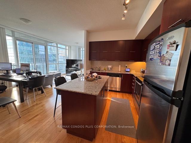 Photo 5 of Unit 3901, 55 Bremner Boulevard, Toronto, Waterfront Communities — HOMEH