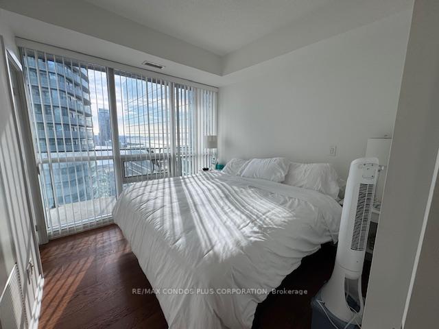 Photo 7 of Unit 3901, 55 Bremner Boulevard, Toronto, Waterfront Communities — HOMEH