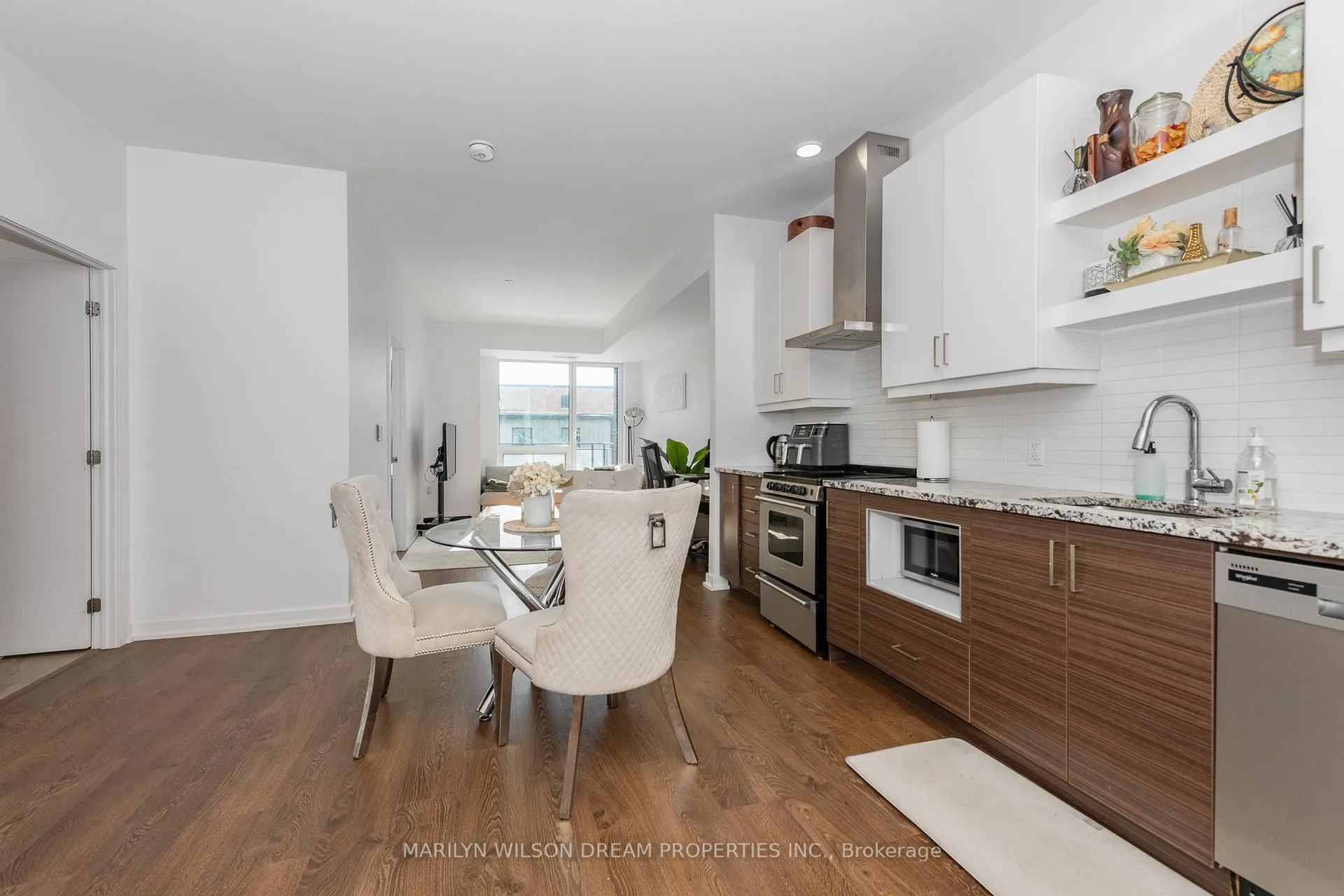 Photo 10 of Unit 203, 320 Miwate Private, Ottawa, Mechanicsville — HOMEH