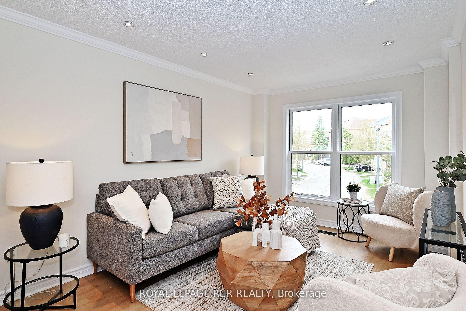 Photo 6 of 28 Wyatt Lane, Aurora, Bayview Wellington — HOMEH