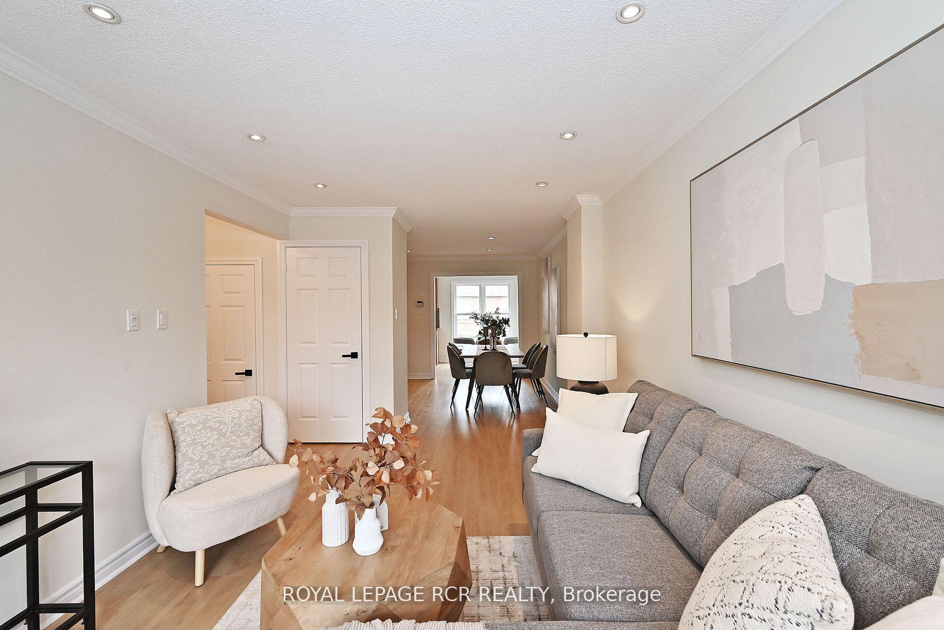 Photo 8 of 28 Wyatt Lane, Aurora, Bayview Wellington — HOMEH