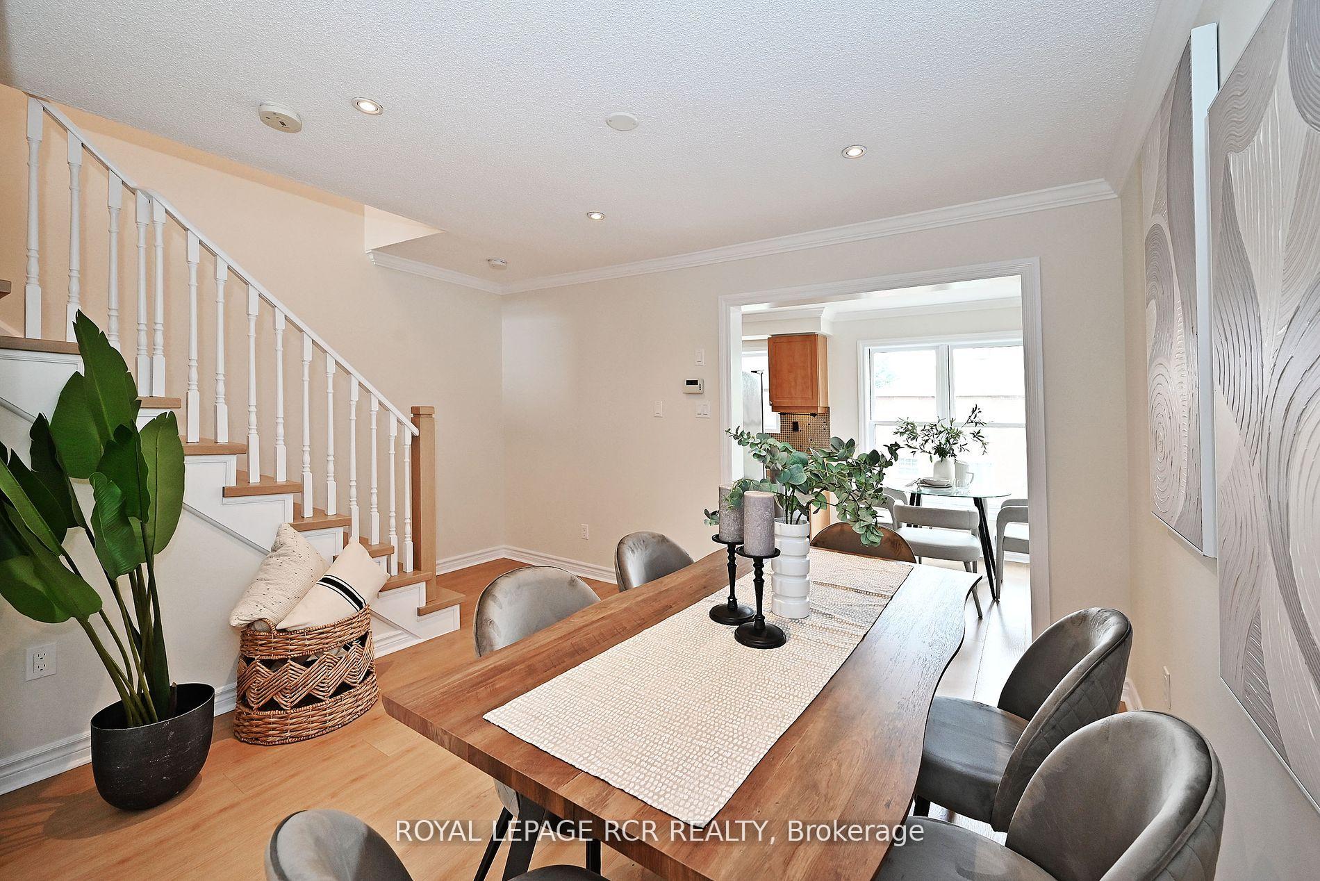 Photo 10 of 28 Wyatt Lane, Aurora, Bayview Wellington — HOMEH