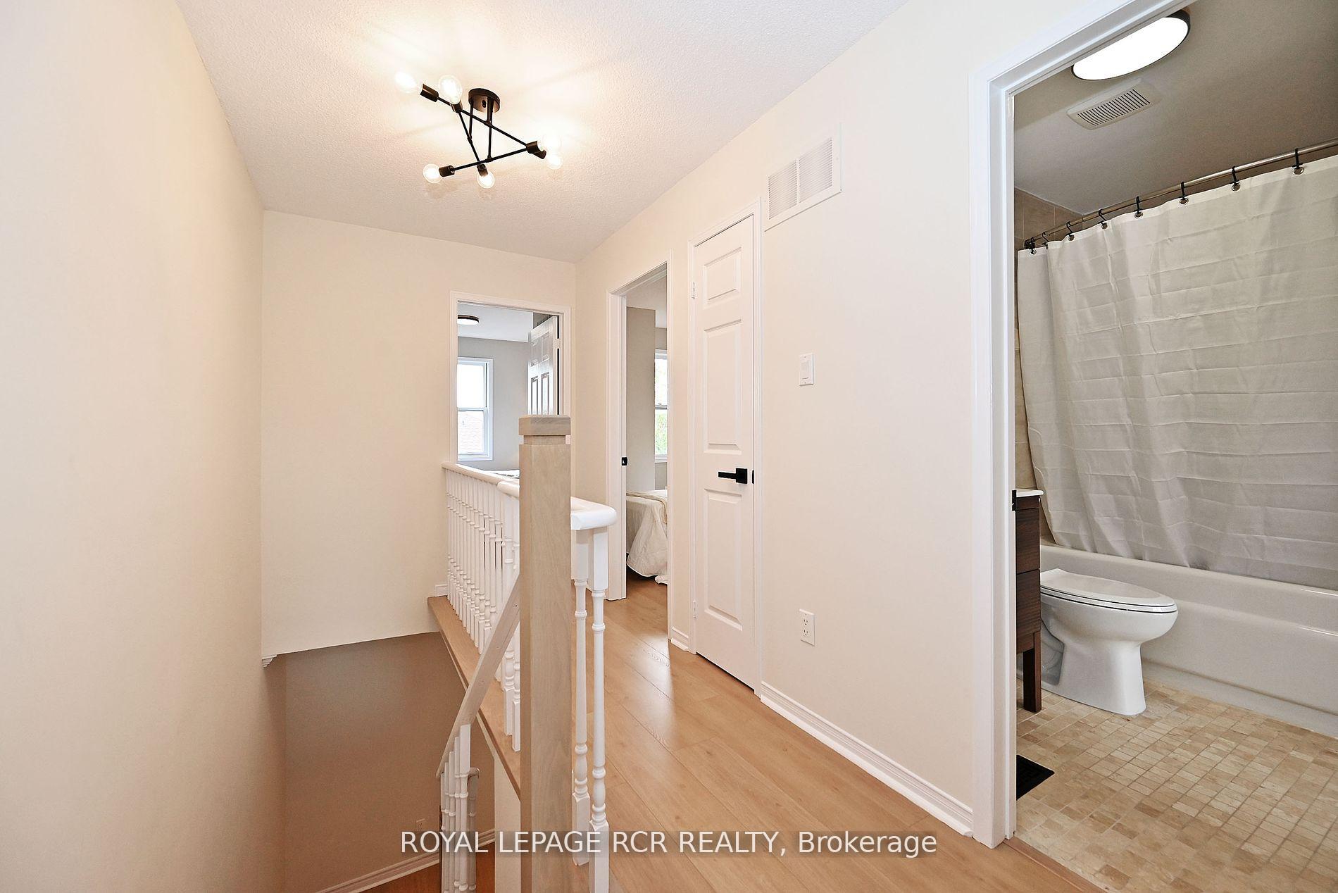 Photo 17 of 28 Wyatt Lane, Aurora, Bayview Wellington — HOMEH