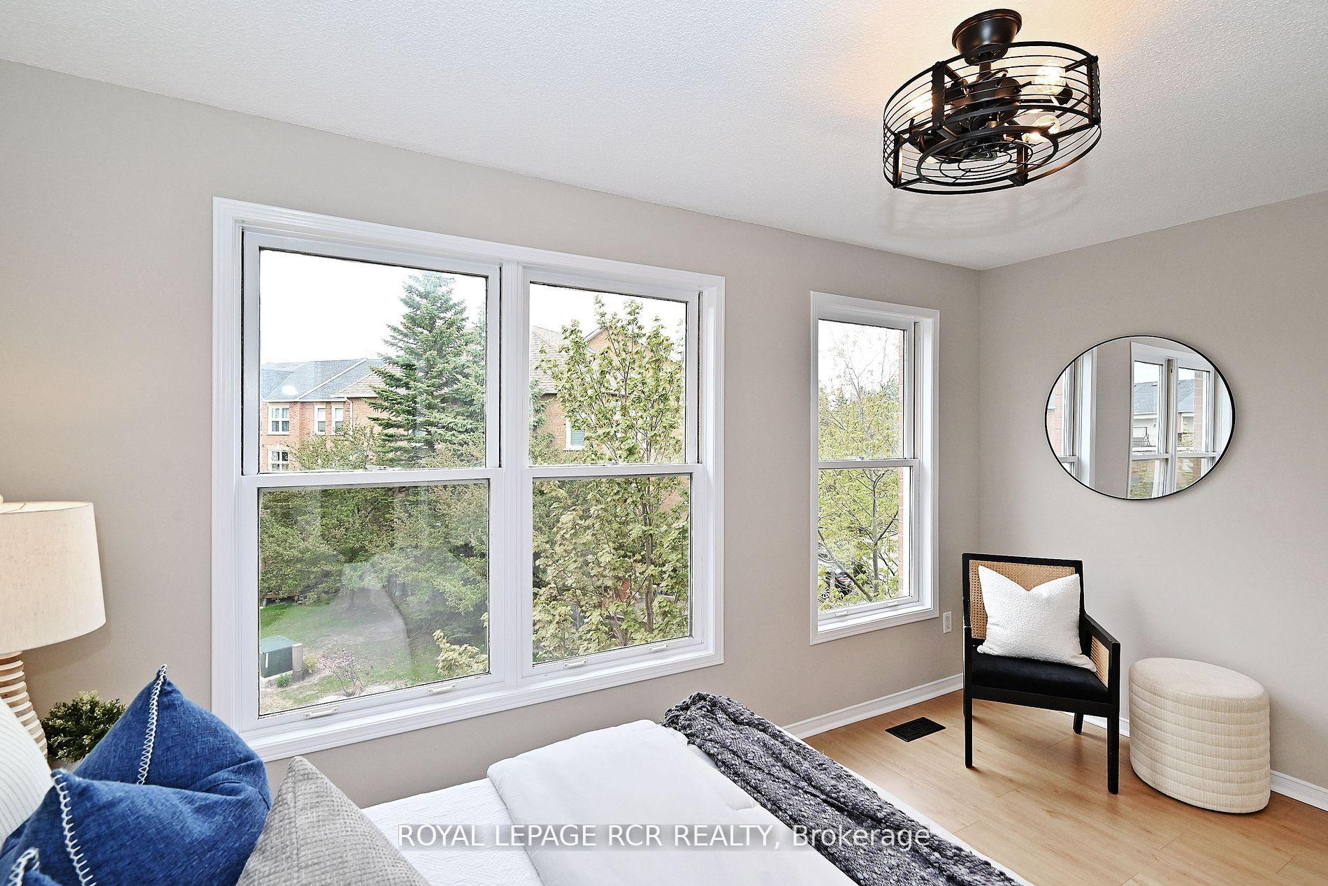 Photo 20 of 28 Wyatt Lane, Aurora, Bayview Wellington — HOMEH