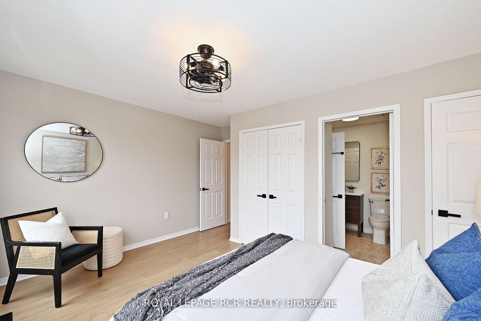 Photo 21 of 28 Wyatt Lane, Aurora, Bayview Wellington — HOMEH