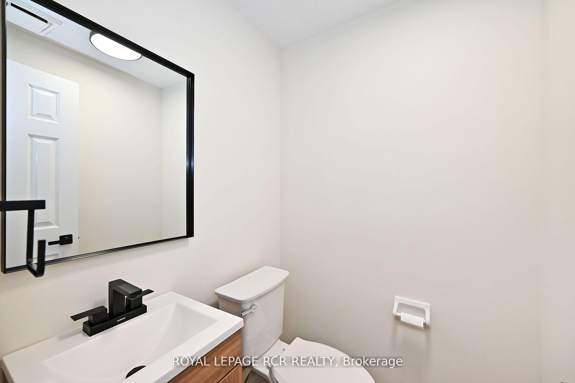 Photo 29 of 28 Wyatt Lane, Aurora, Bayview Wellington — HOMEH