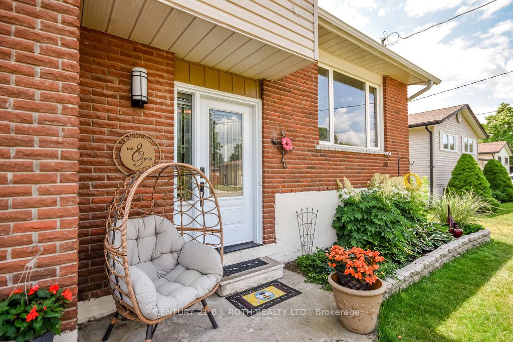 Photo 2 of 14 Larkdale Crescent, Essa, Angus — HOMEH