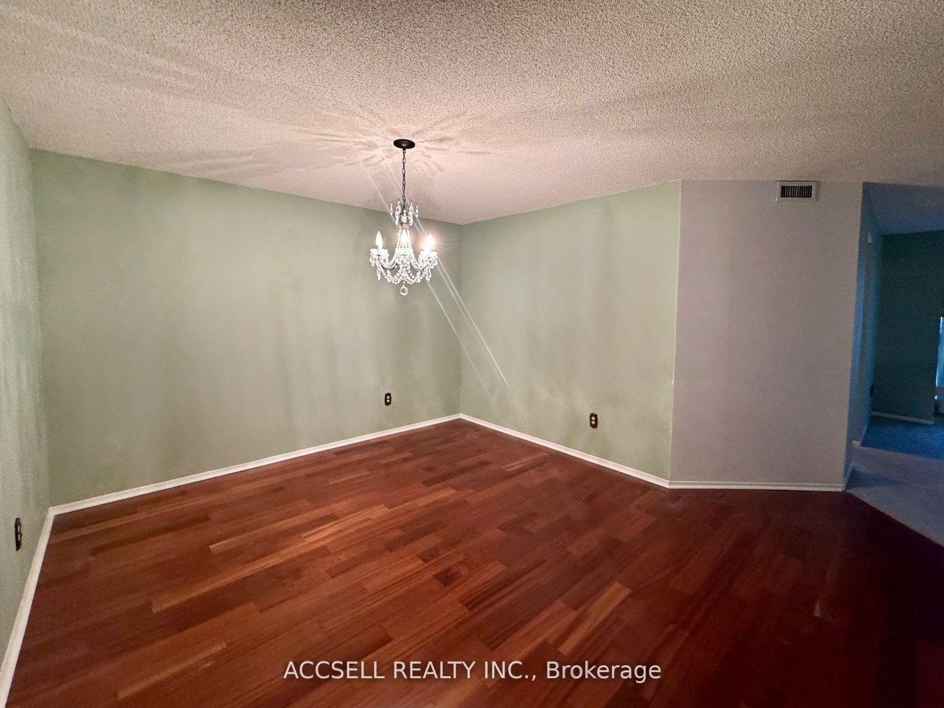 Photo 8 of Unit 522, 25 Austin Drive, Markham, Markville — HOMEH