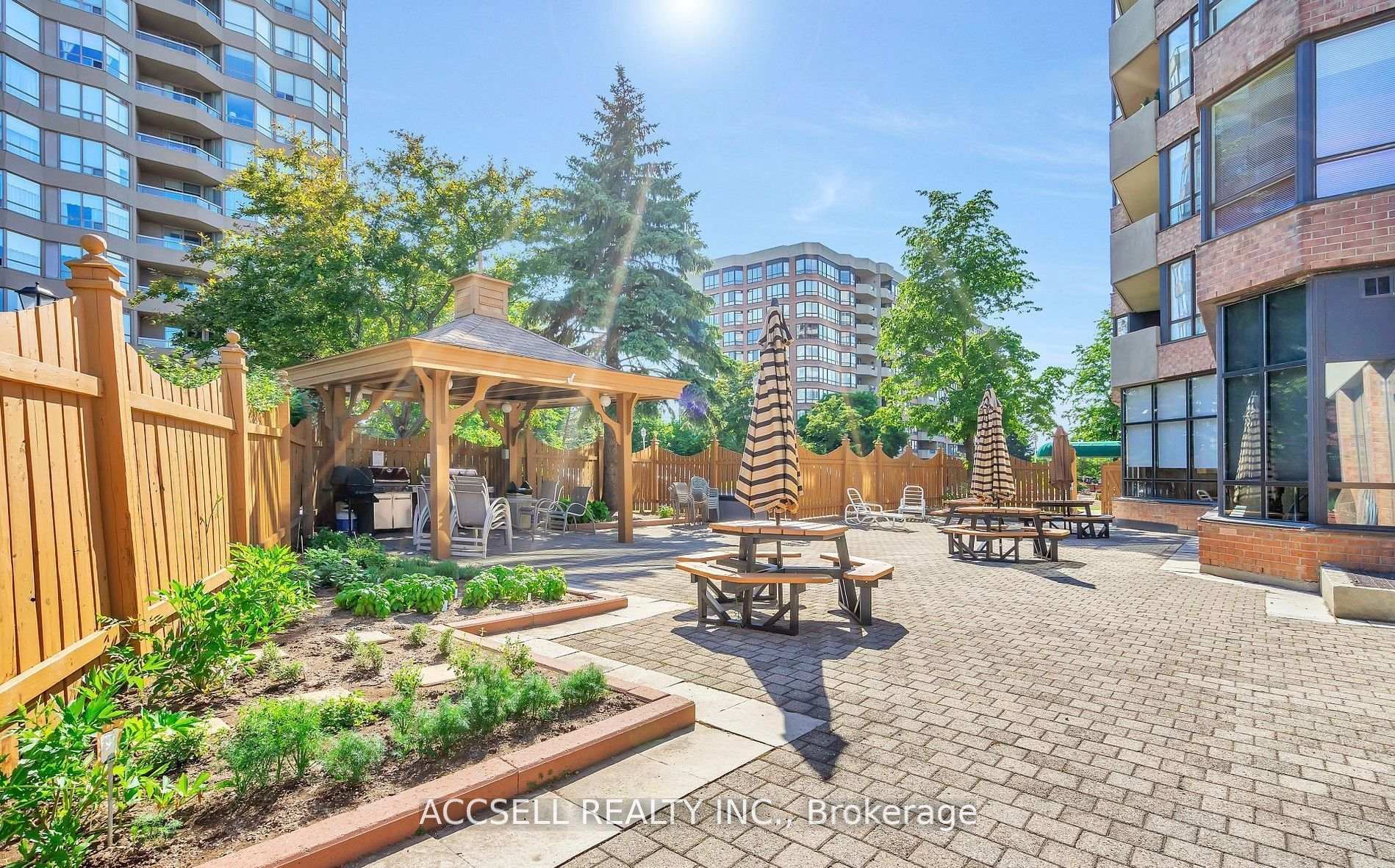 Photo 29 of Unit 522, 25 Austin Drive, Markham, Markville — HOMEH