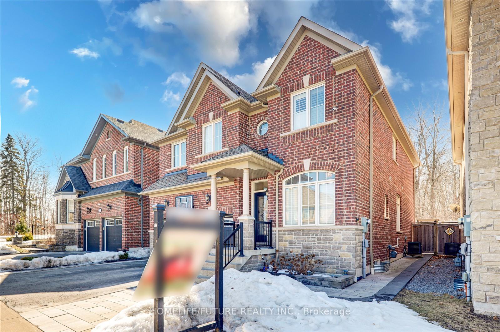 Photo 4 of 4 Bignell Crescent, Ajax, Northeast Ajax — HOMEH