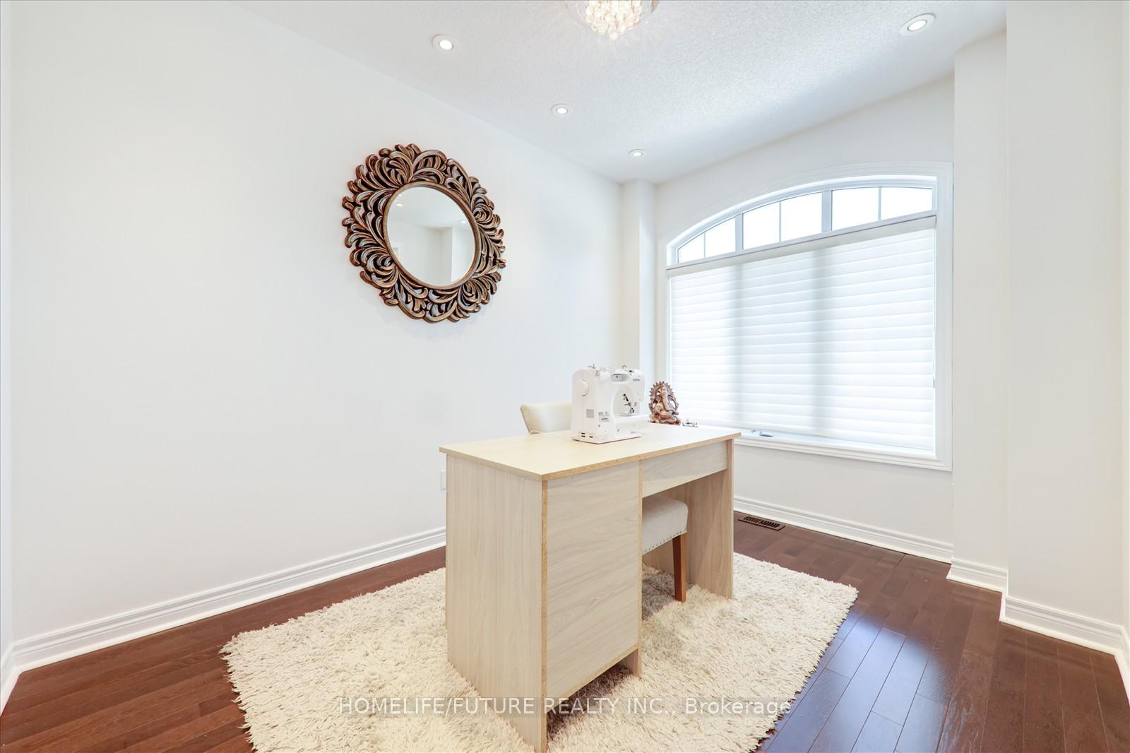 Photo 7 of 4 Bignell Crescent, Ajax, Northeast Ajax — HOMEH