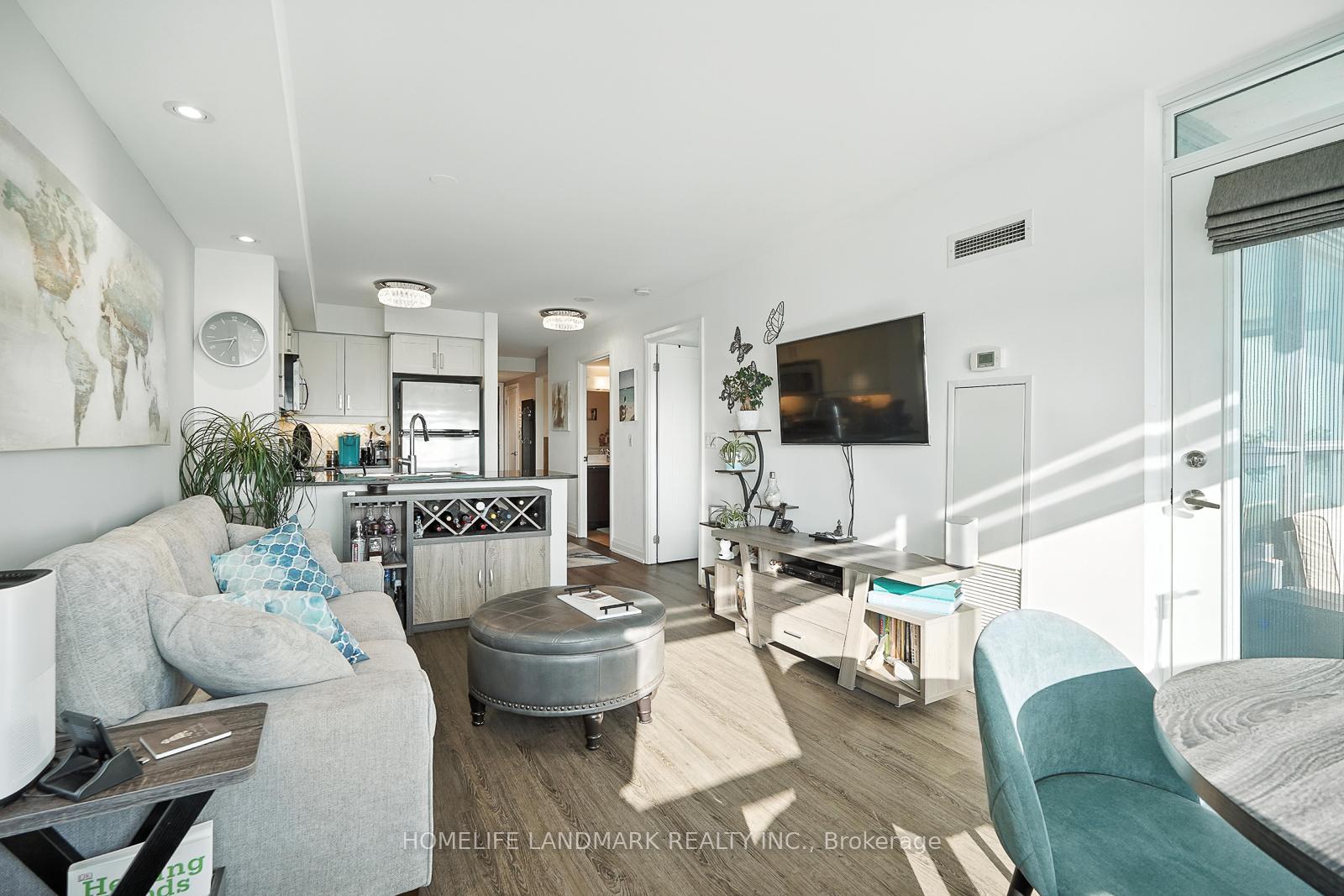 Photo 10 of Unit 1510, 30 North Park Road, Vaughan, Beverley Glen — HOMEH