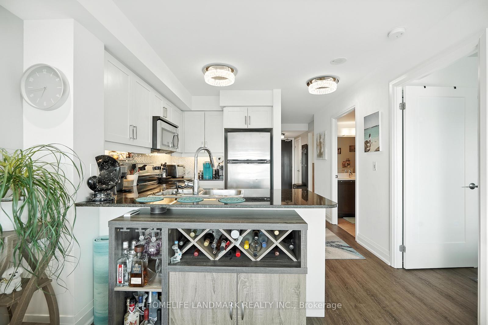 Photo 12 of Unit 1510, 30 North Park Road, Vaughan, Beverley Glen — HOMEH