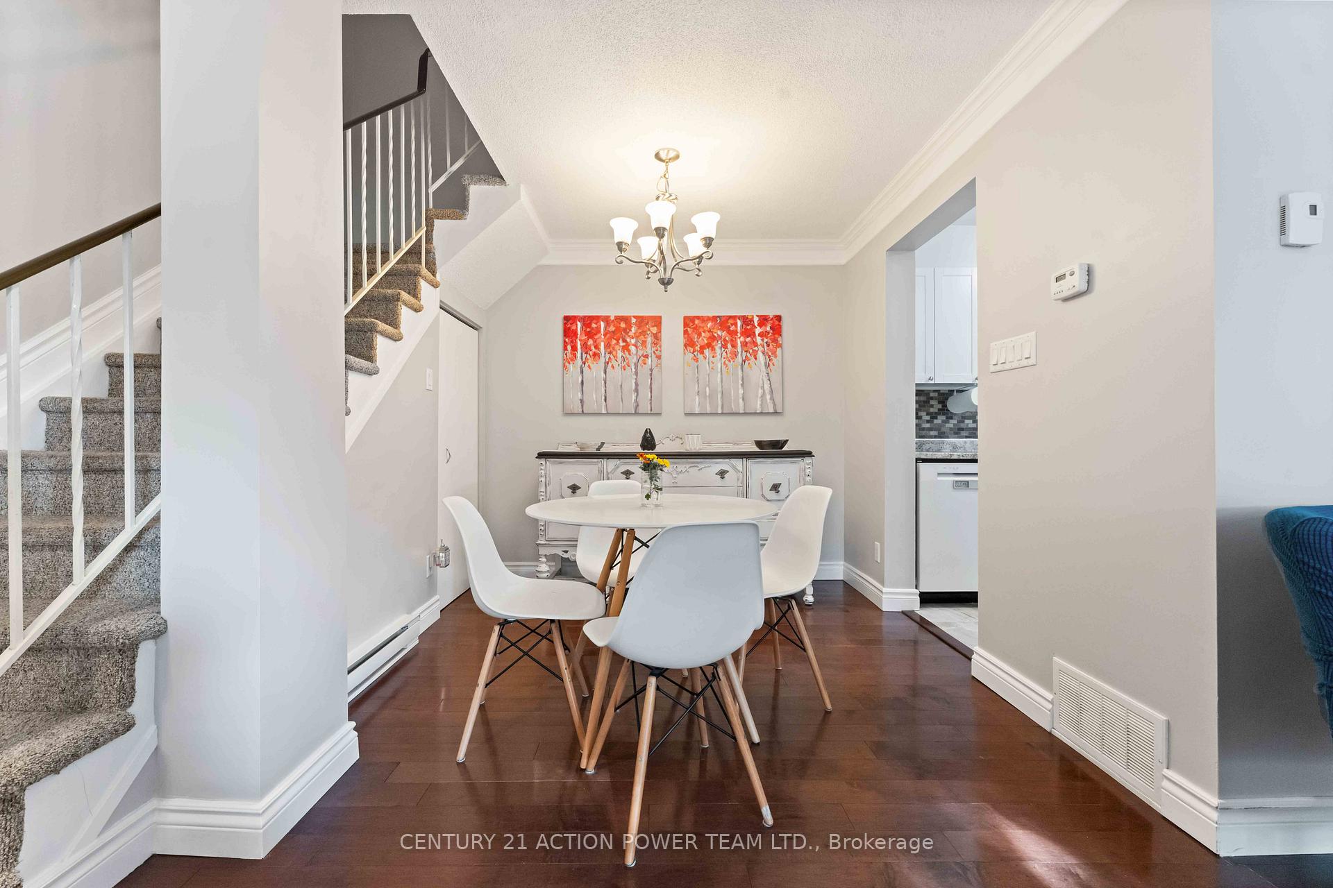 Photo 9 of 1361 Marigold Crescent, Ottawa, Pineview — HOMEH