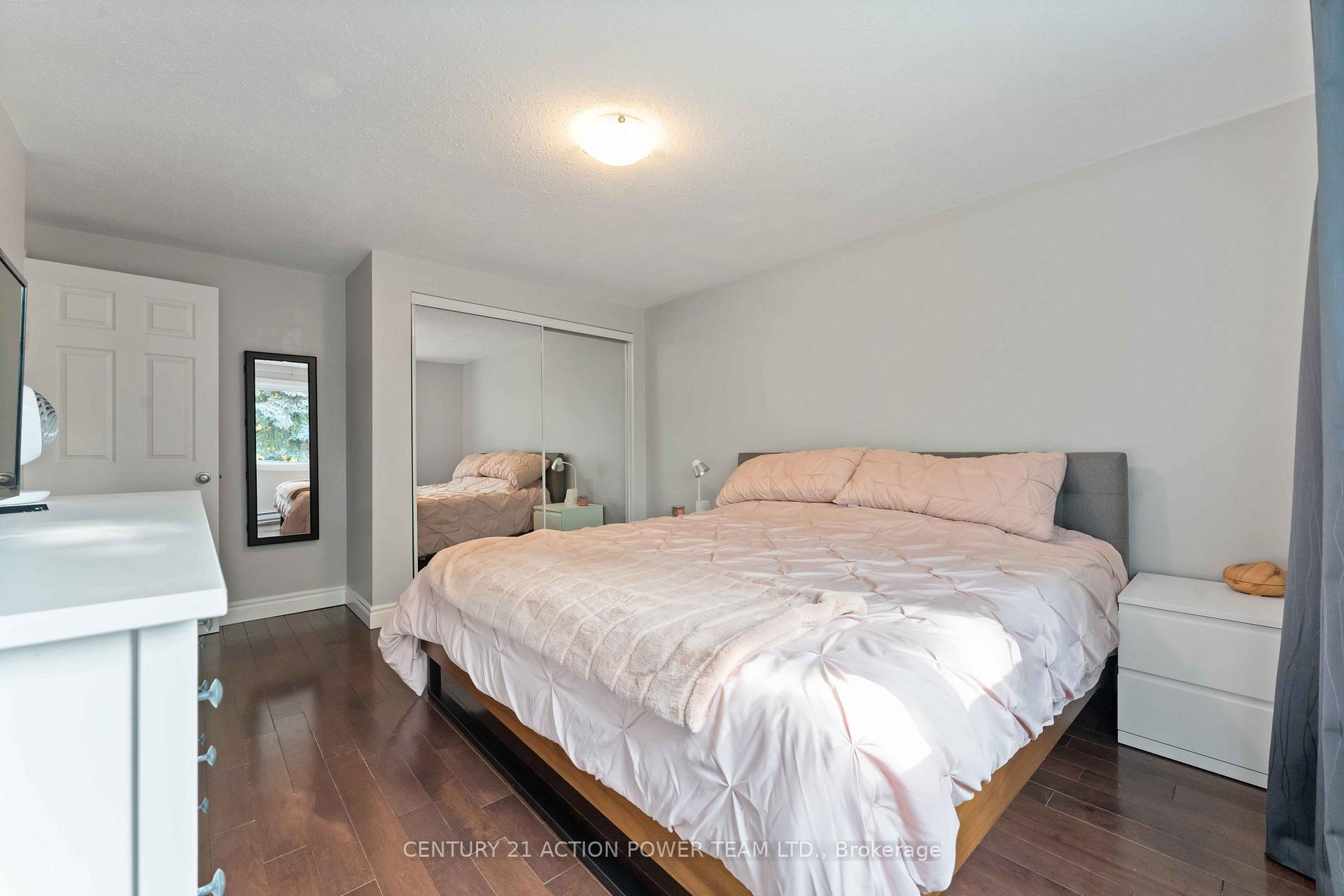 Photo 13 of 1361 Marigold Crescent, Ottawa, Pineview — HOMEH