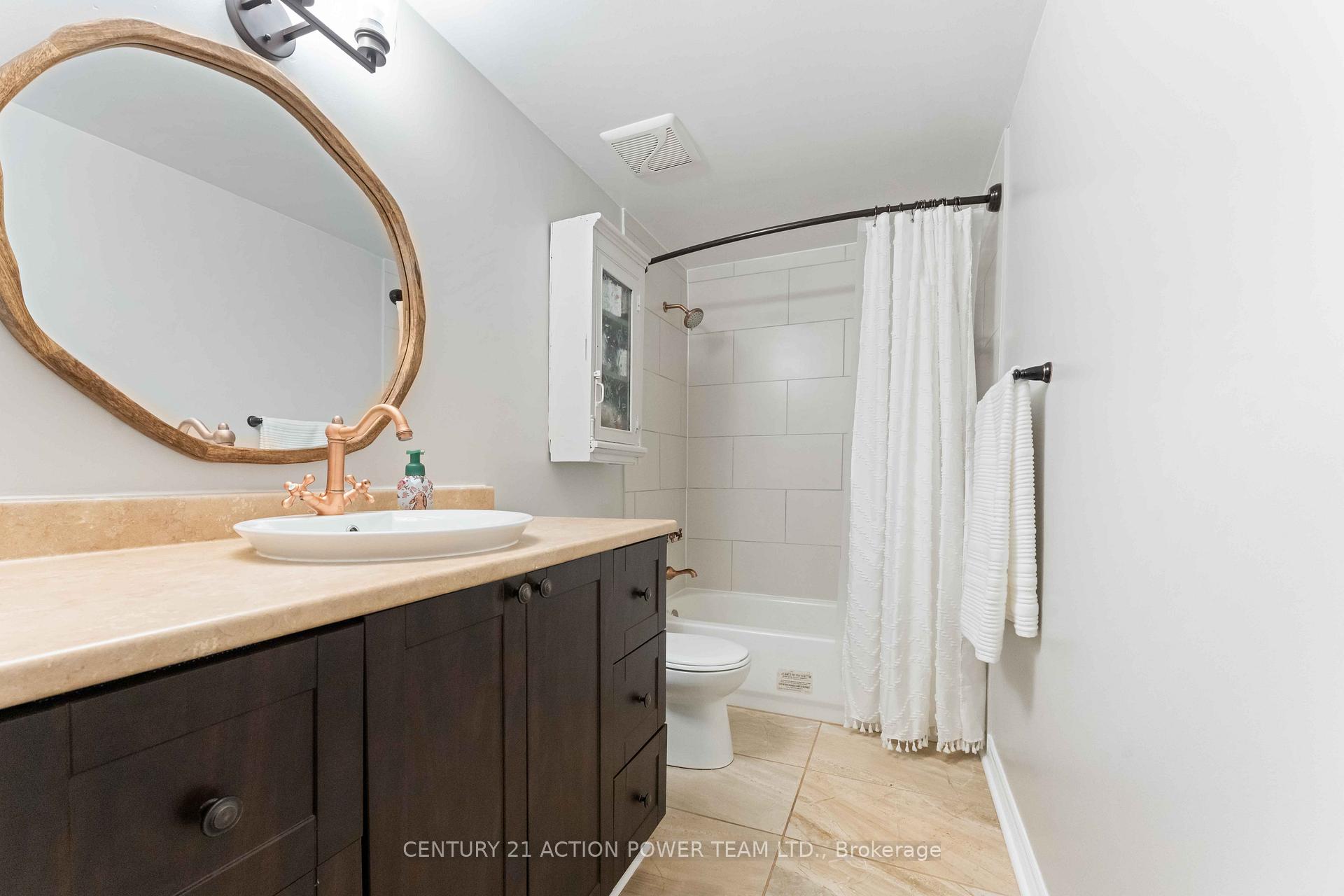 Photo 19 of 1361 Marigold Crescent, Ottawa, Pineview — HOMEH