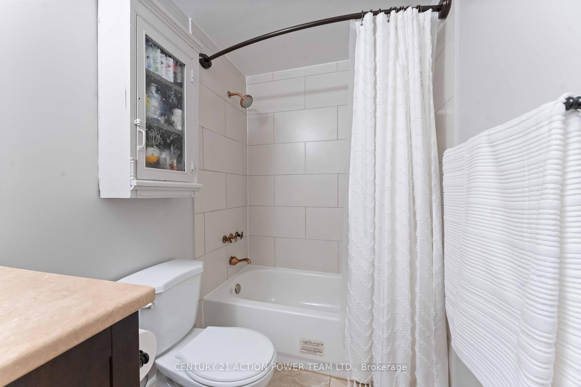 Photo 20 of 1361 Marigold Crescent, Ottawa, Pineview — HOMEH