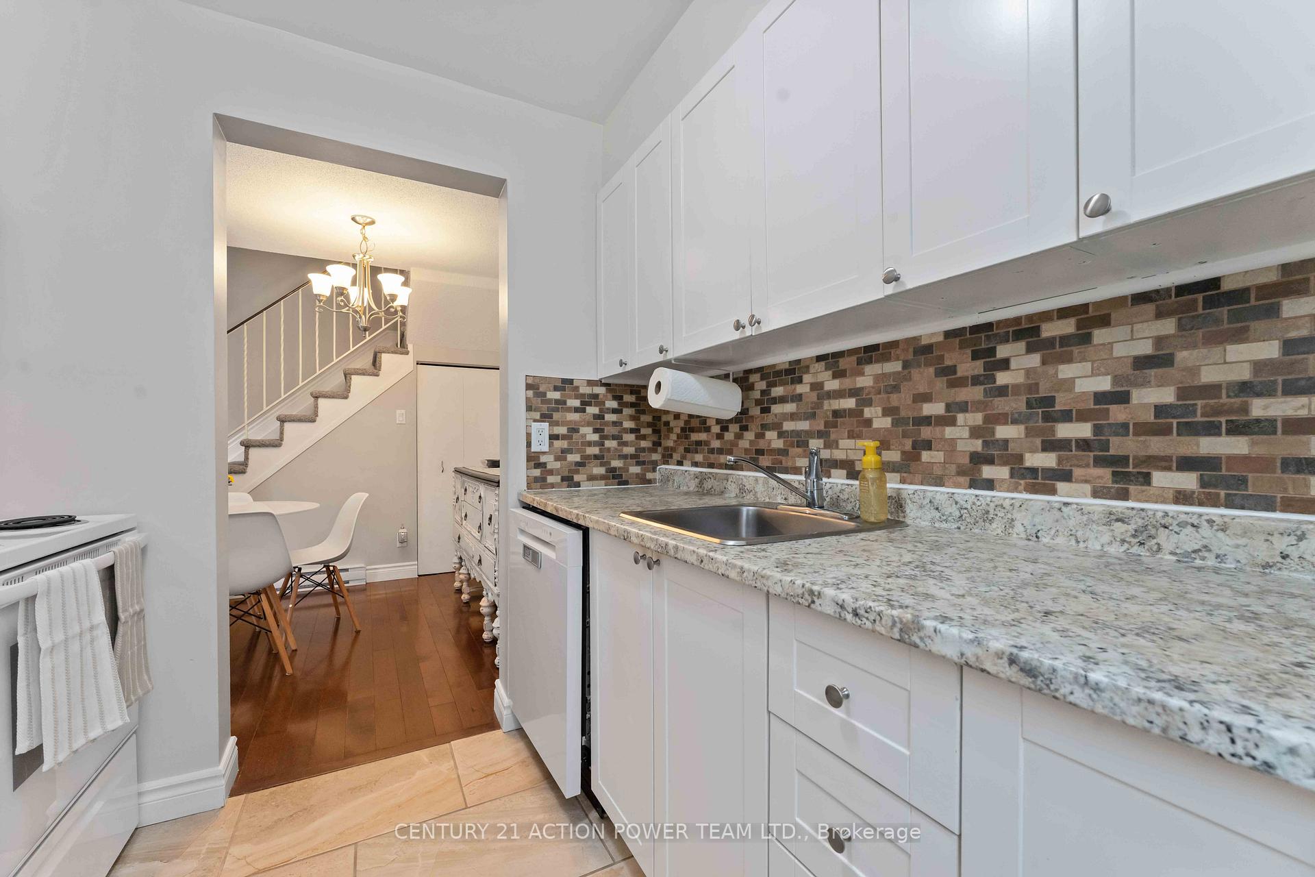 Photo 30 of 1361 Marigold Crescent, Ottawa, Pineview — HOMEH