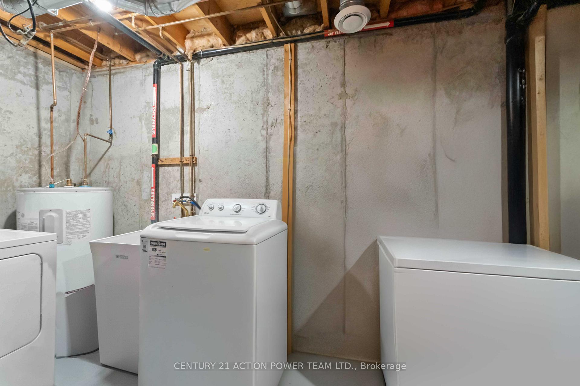 Photo 39 of 1361 Marigold Crescent, Ottawa, Pineview — HOMEH