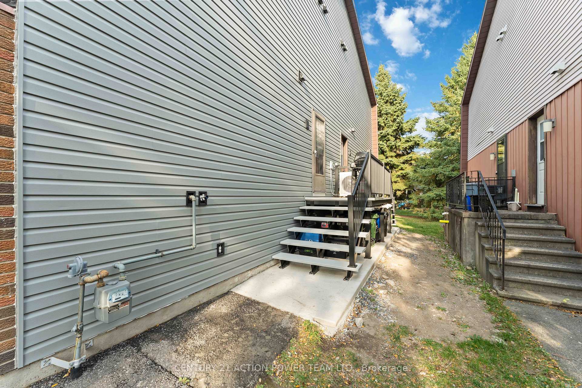 Photo 41 of 1361 Marigold Crescent, Ottawa, Pineview — HOMEH