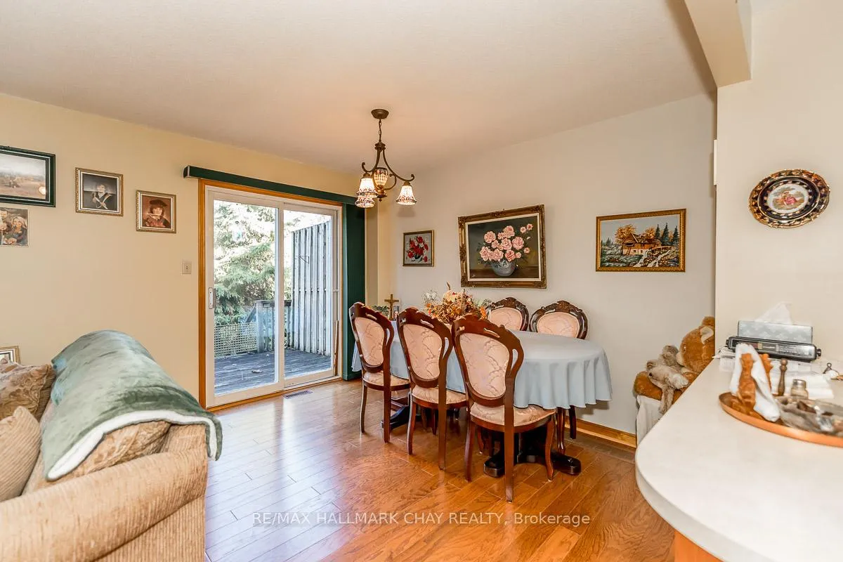 Photo 8 of Unit 2, 10 Riverley Lane, New Tecumseth, Alliston — HOMEH