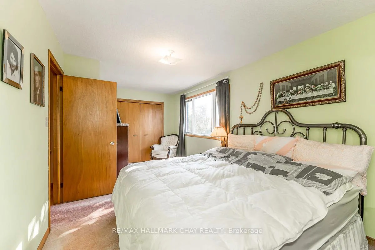 Photo 16 of Unit 2, 10 Riverley Lane, New Tecumseth, Alliston — HOMEH