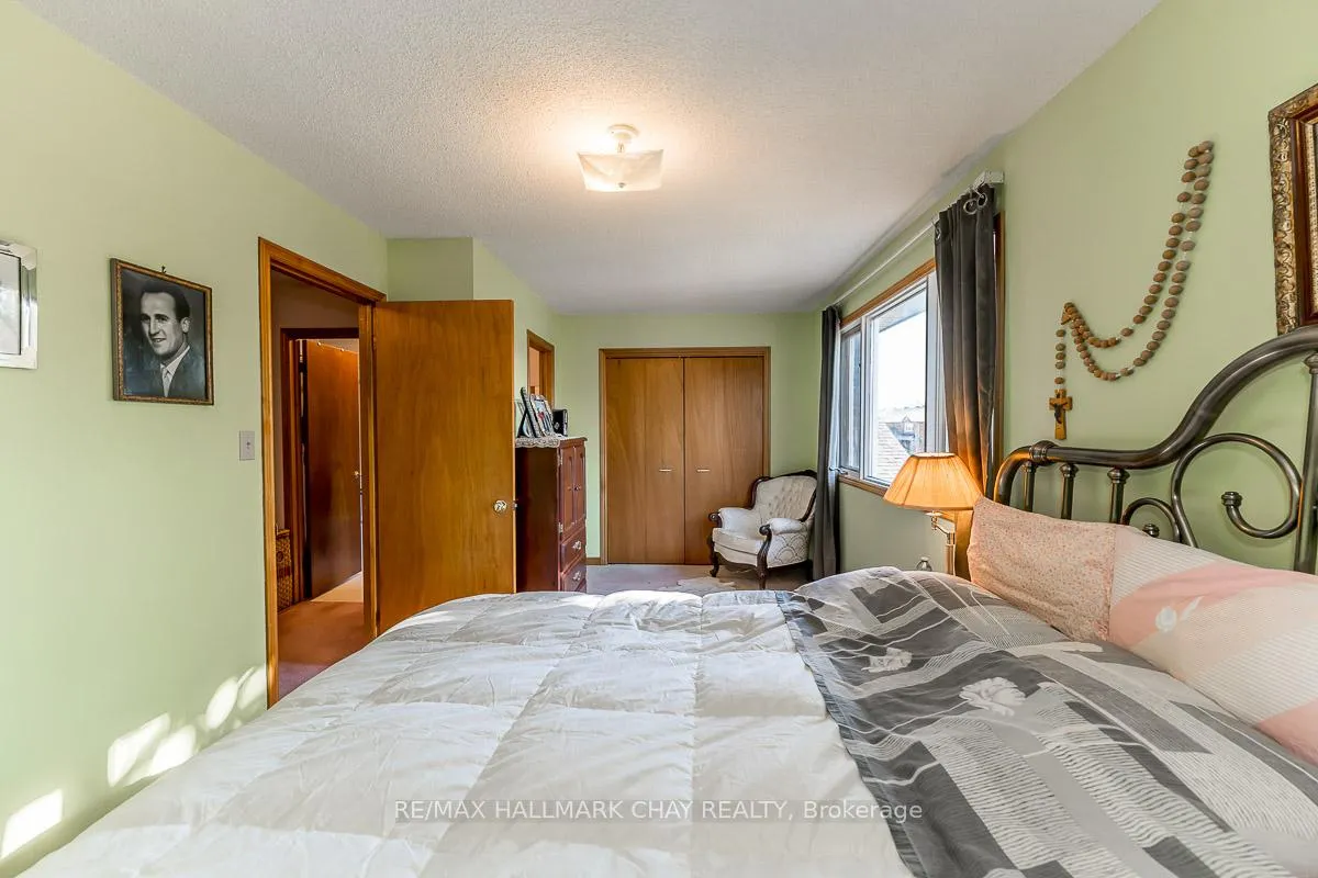 Photo 17 of Unit 2, 10 Riverley Lane, New Tecumseth, Alliston — HOMEH