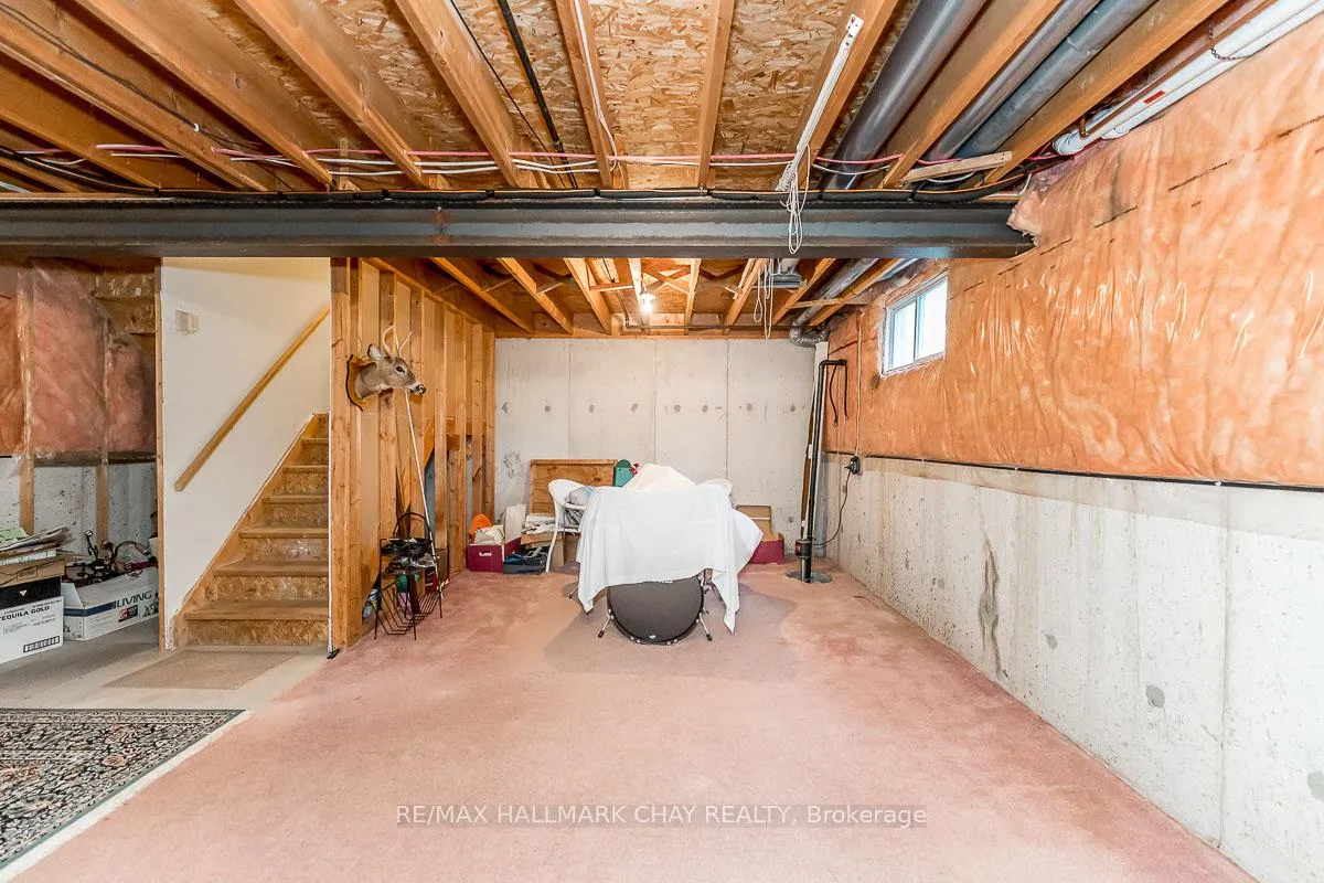 Photo 25 of Unit 2, 10 Riverley Lane, New Tecumseth, Alliston — HOMEH