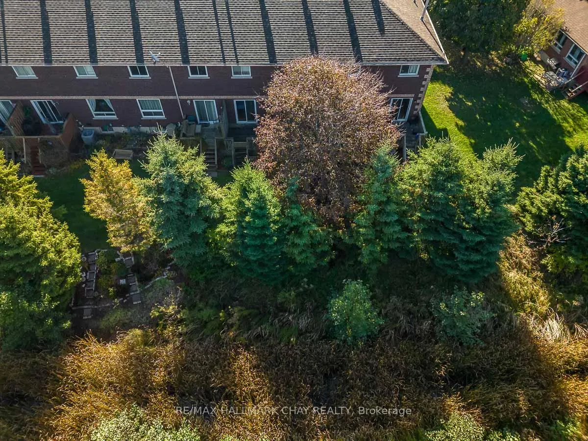 Photo 30 of Unit 2, 10 Riverley Lane, New Tecumseth, Alliston — HOMEH