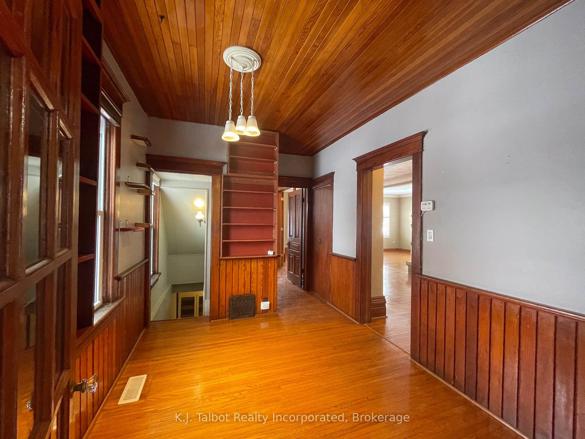 Photo 12 of 178 Gibbons Street, Goderich, Goderich (Town) — HOMEH