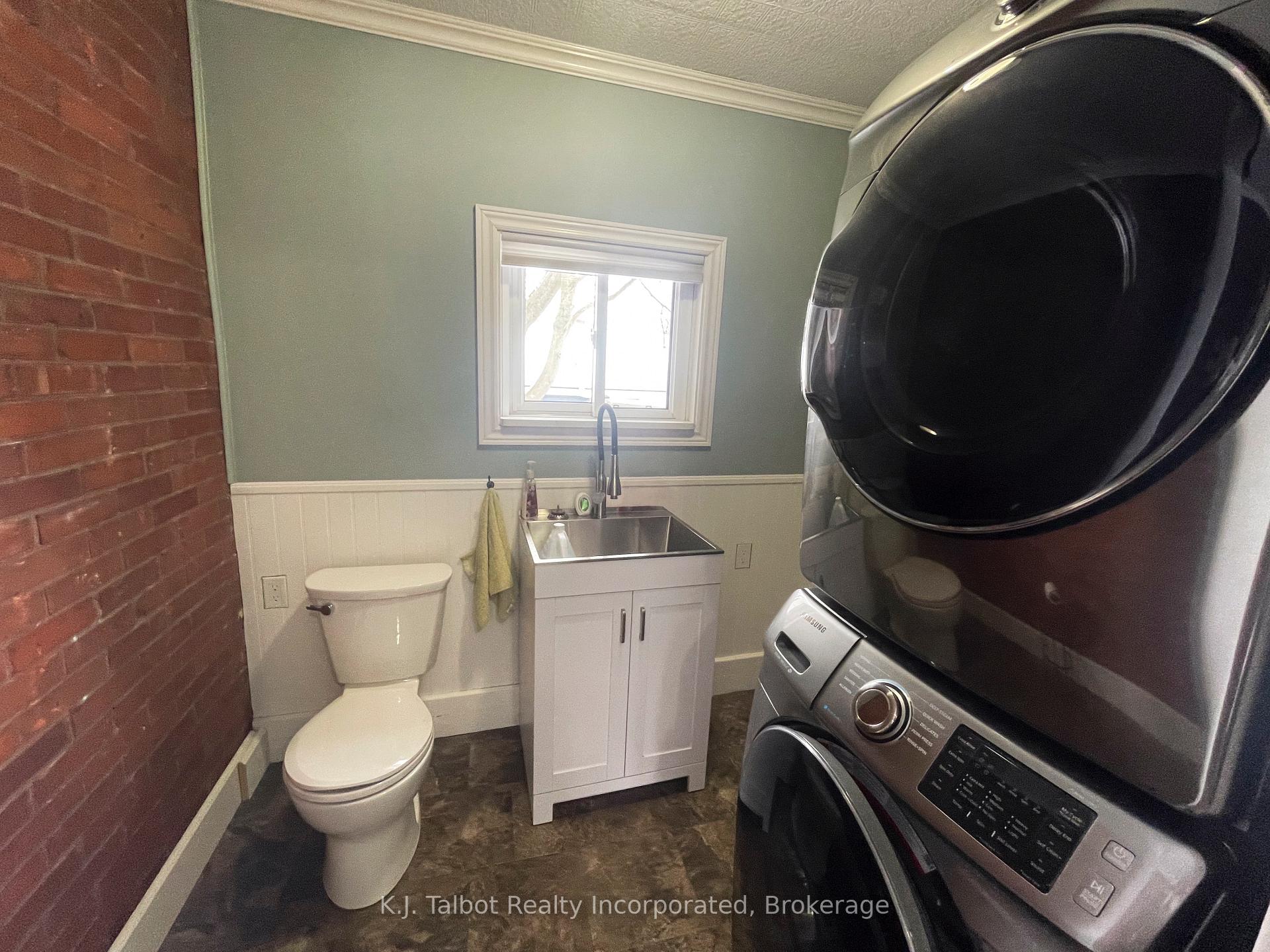 Photo 16 of 178 Gibbons Street, Goderich, Goderich (Town) — HOMEH