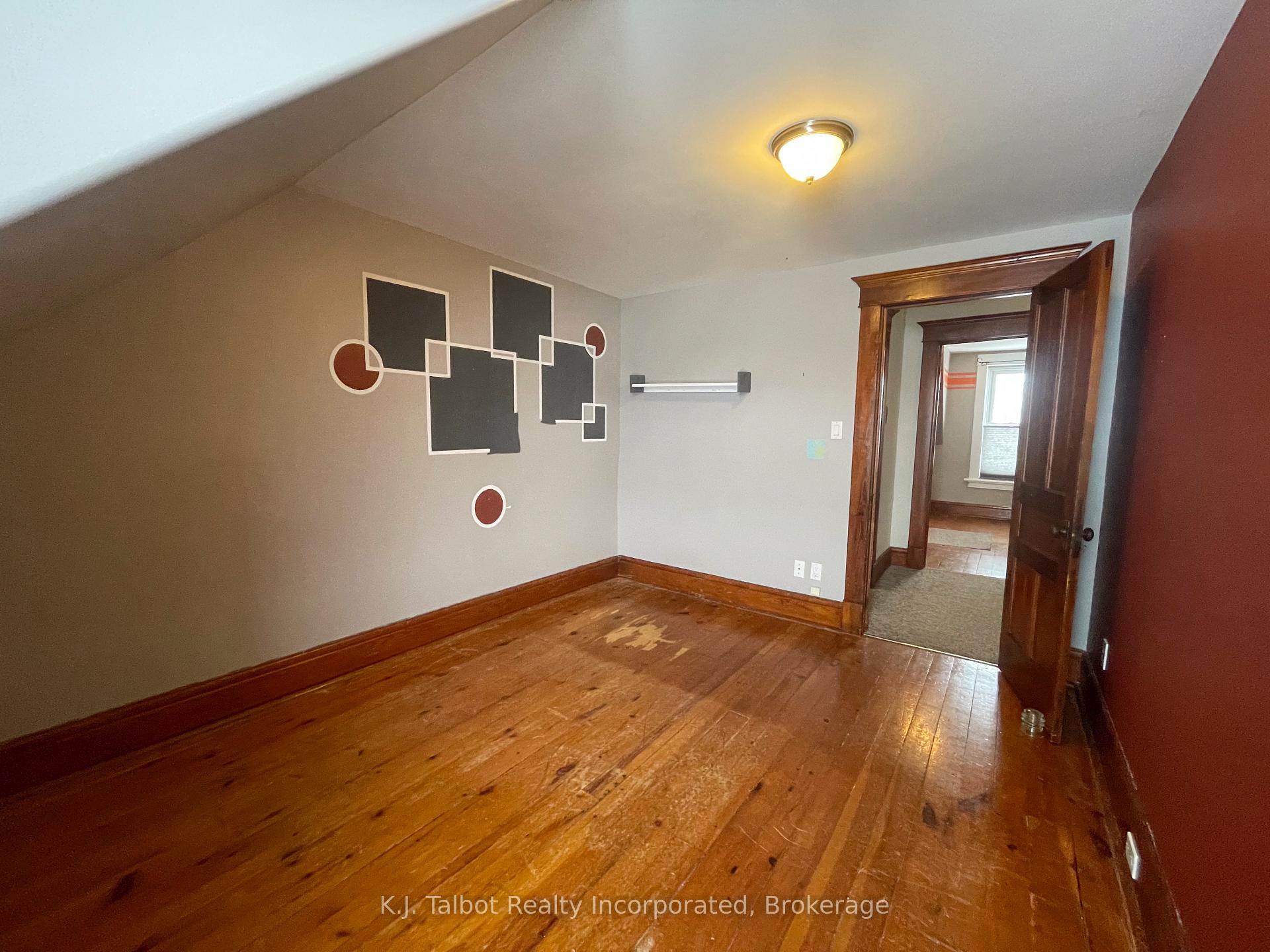 Photo 24 of 178 Gibbons Street, Goderich, Goderich (Town) — HOMEH