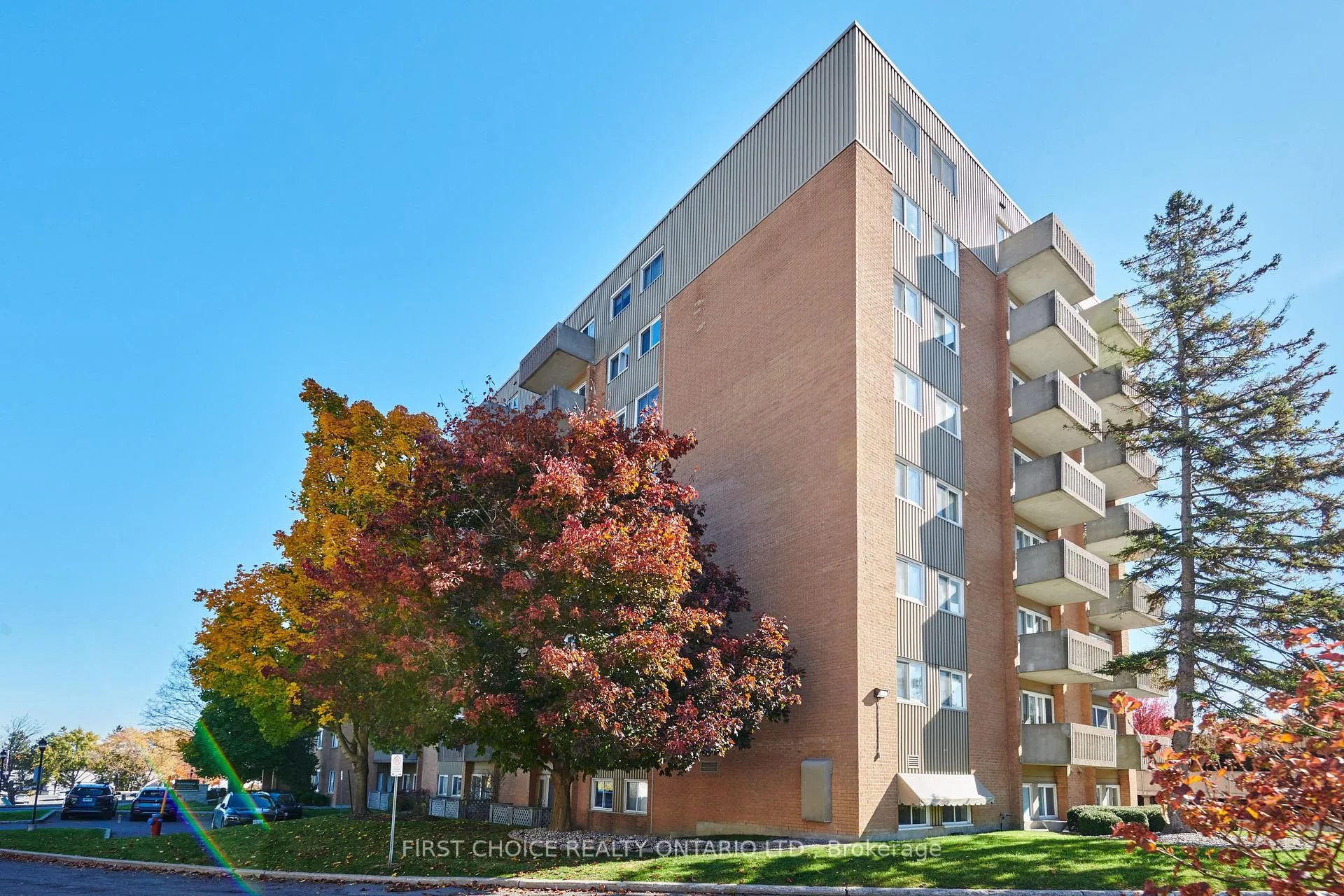 Photo 2 of Unit 217, 1599 Lassiter Terrace, Ottawa, Beaconwood — HOMEH