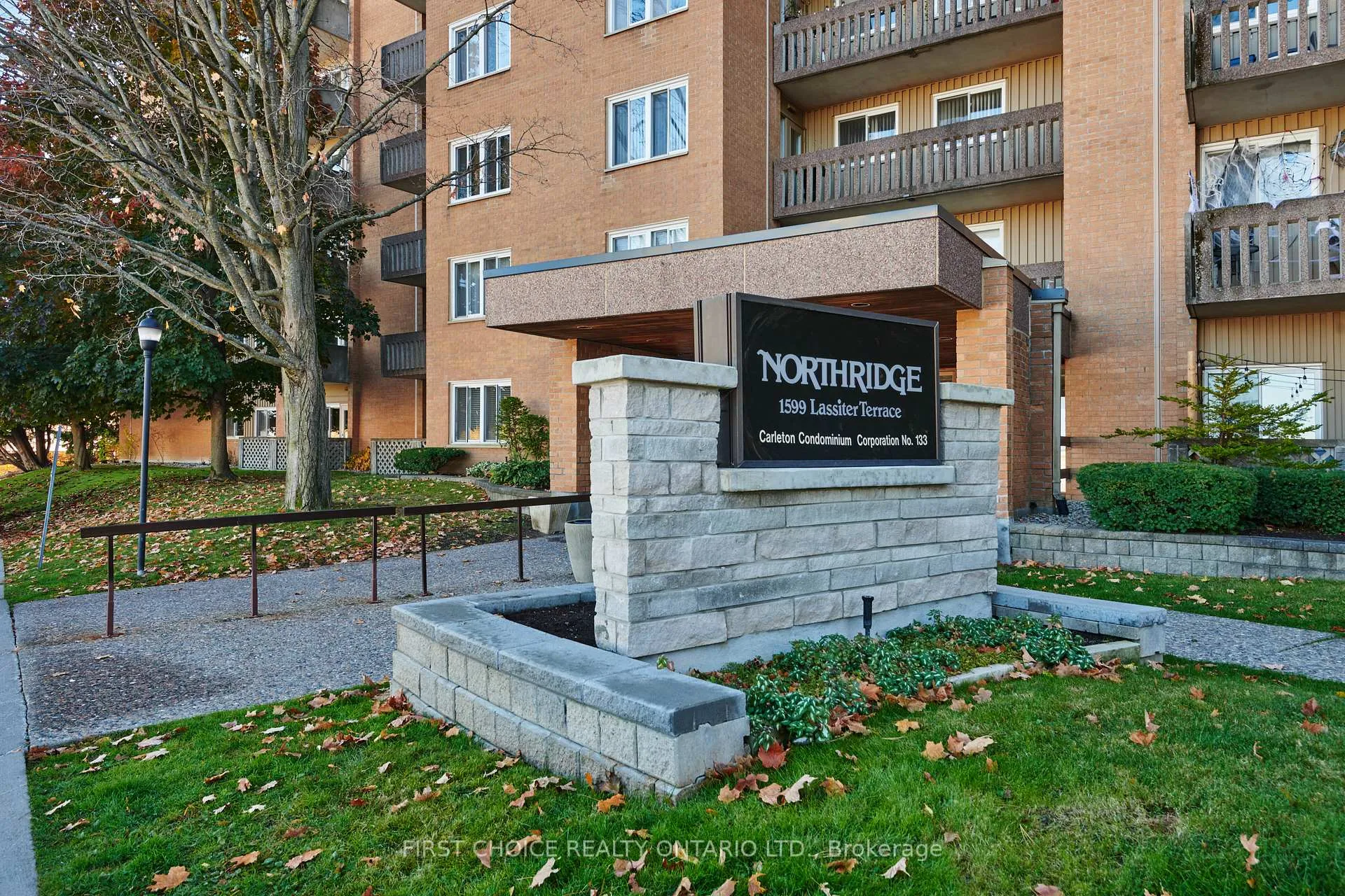 Photo 3 of Unit 217, 1599 Lassiter Terrace, Ottawa, Beaconwood — HOMEH