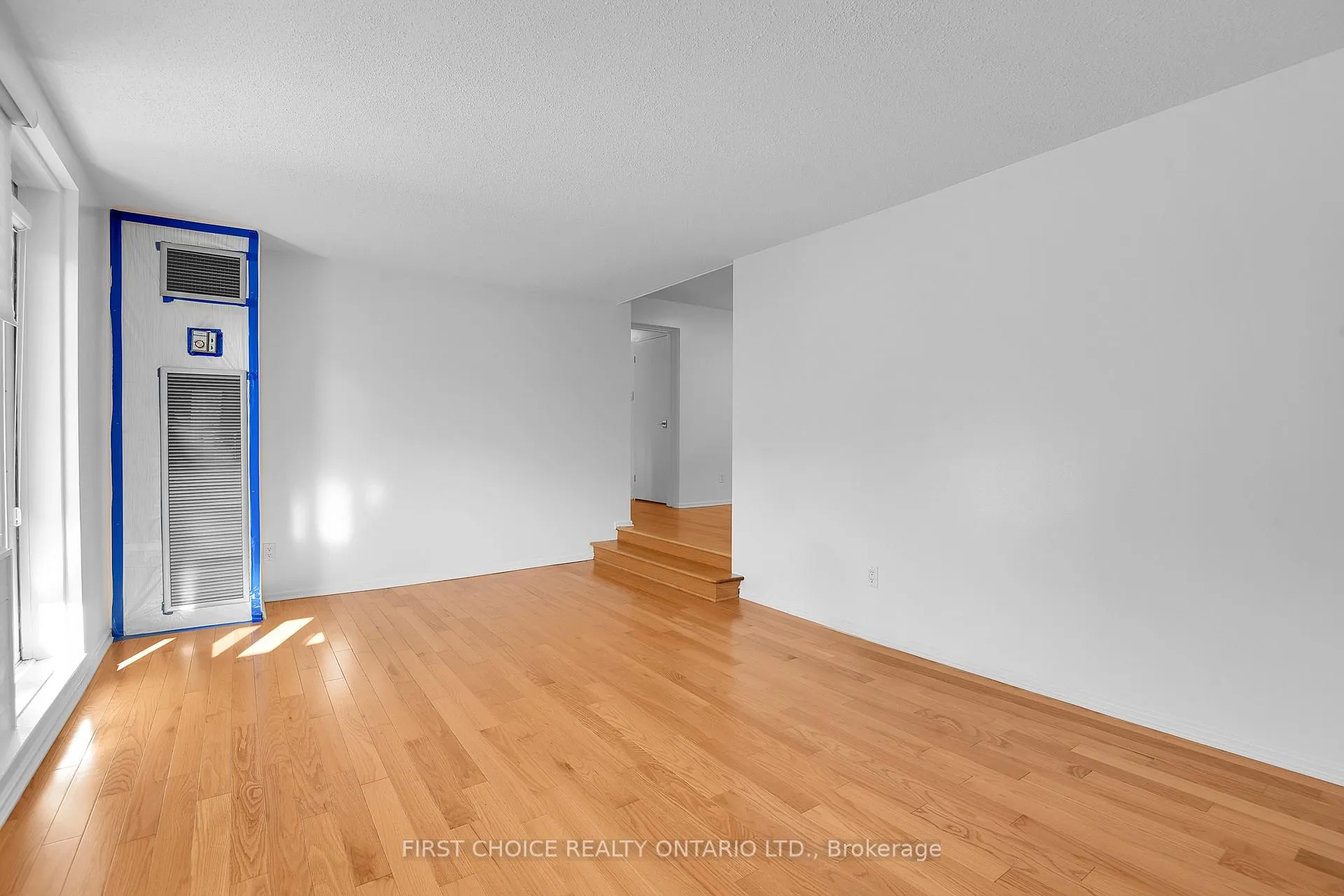 Photo 13 of Unit 217, 1599 Lassiter Terrace, Ottawa, Beaconwood — HOMEH