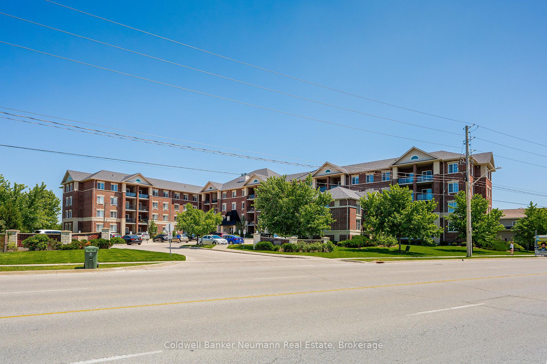 Photo 2 of Unit 116, 1440 Gordon Street, Guelph, Pineridge/Westminster Woods — HOMEH