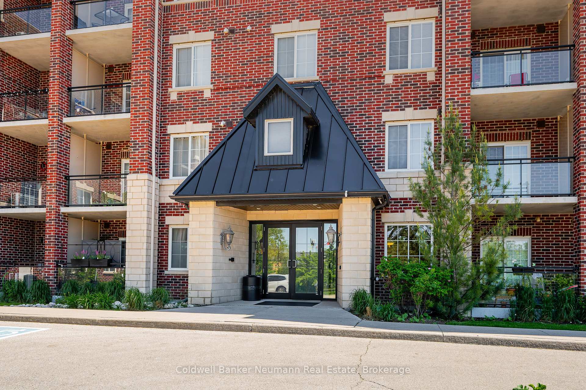 Photo 5 of Unit 116, 1440 Gordon Street, Guelph, Pineridge/Westminster Woods — HOMEH