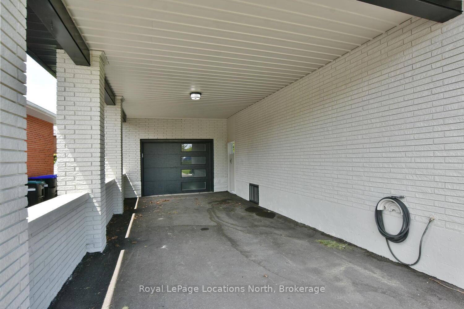 Photo 21 of 492 Birch Street, Collingwood — HOMEH