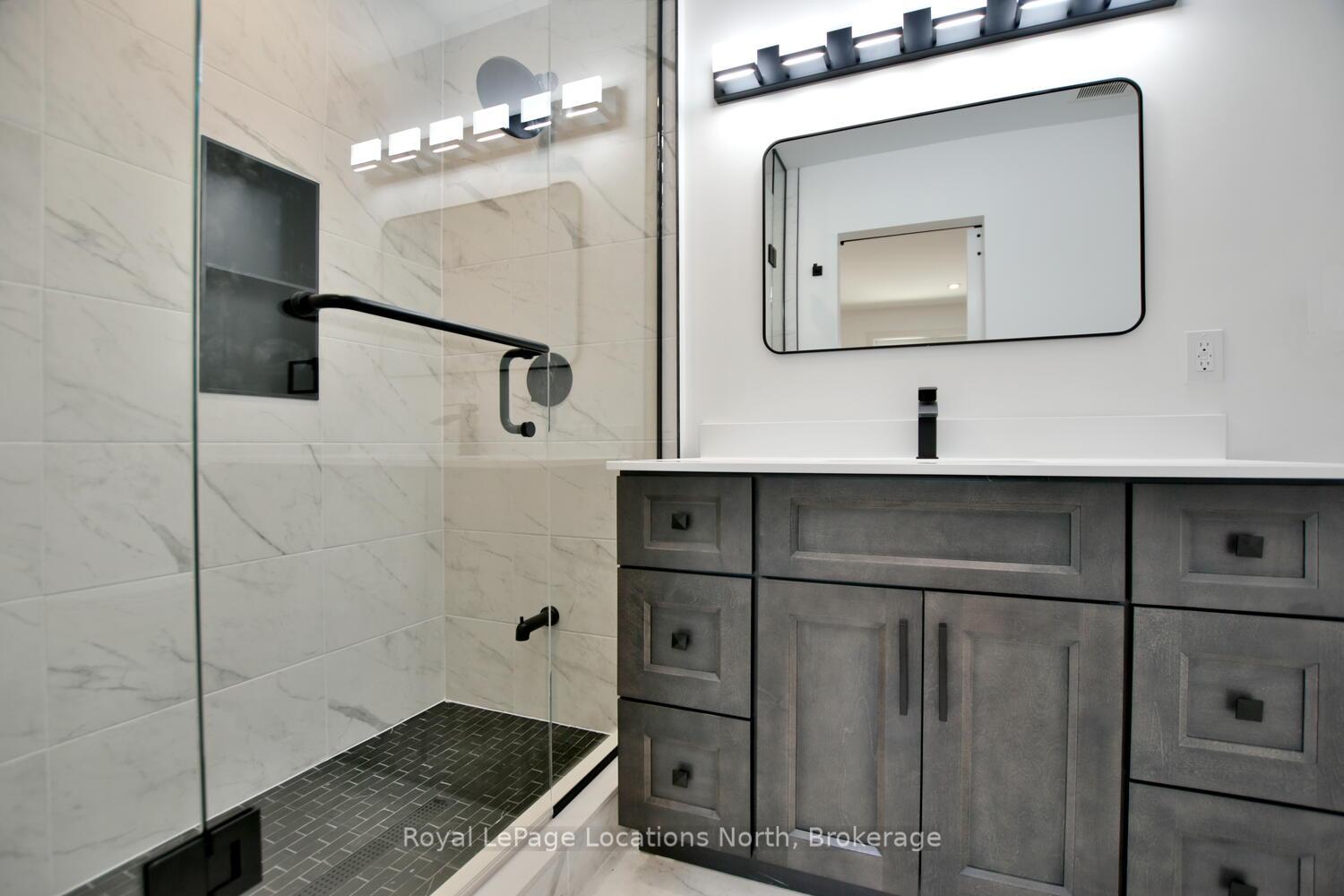 Photo 33 of 492 Birch Street, Collingwood — HOMEH