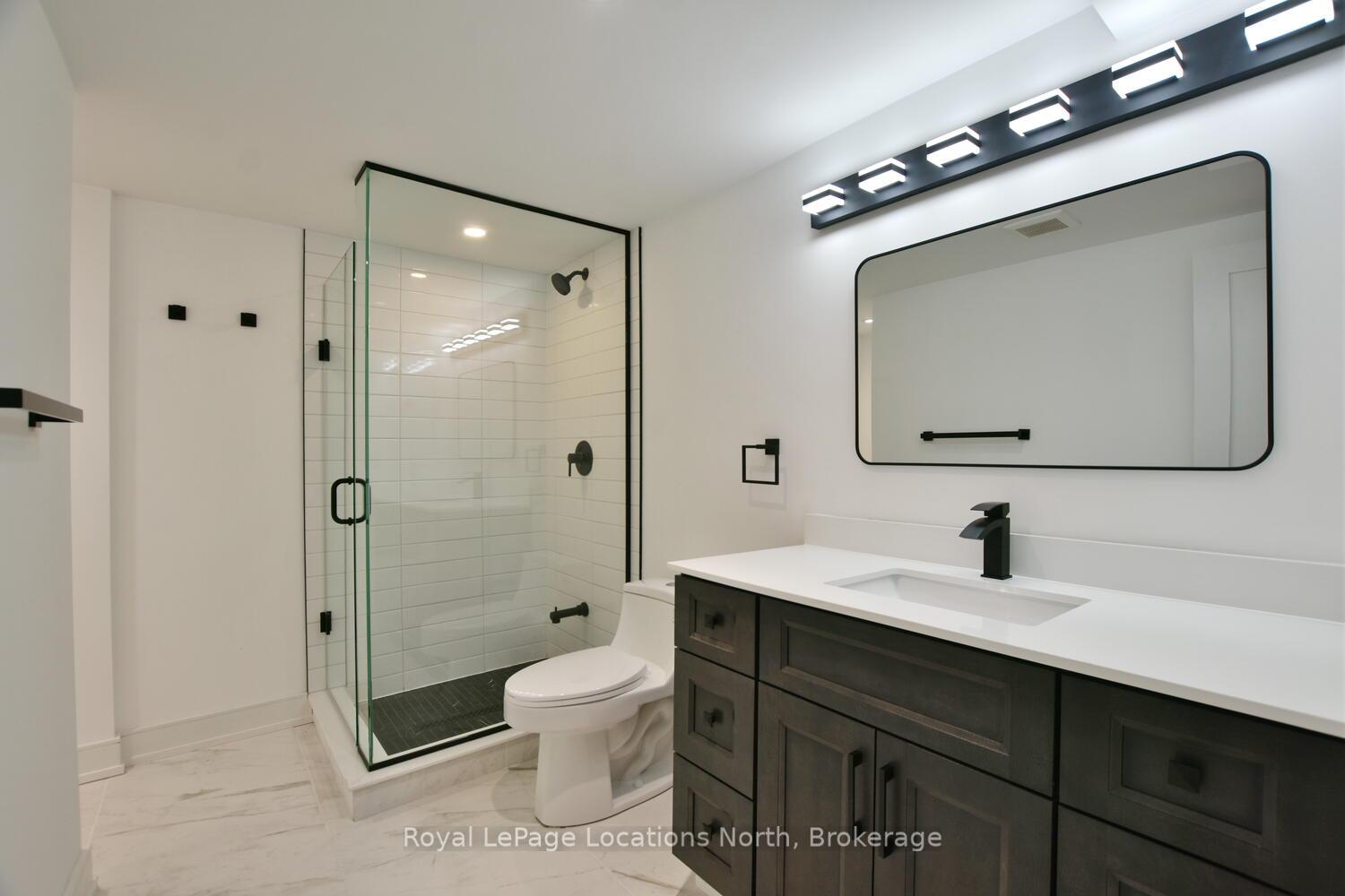 Photo 43 of 492 Birch Street, Collingwood — HOMEH