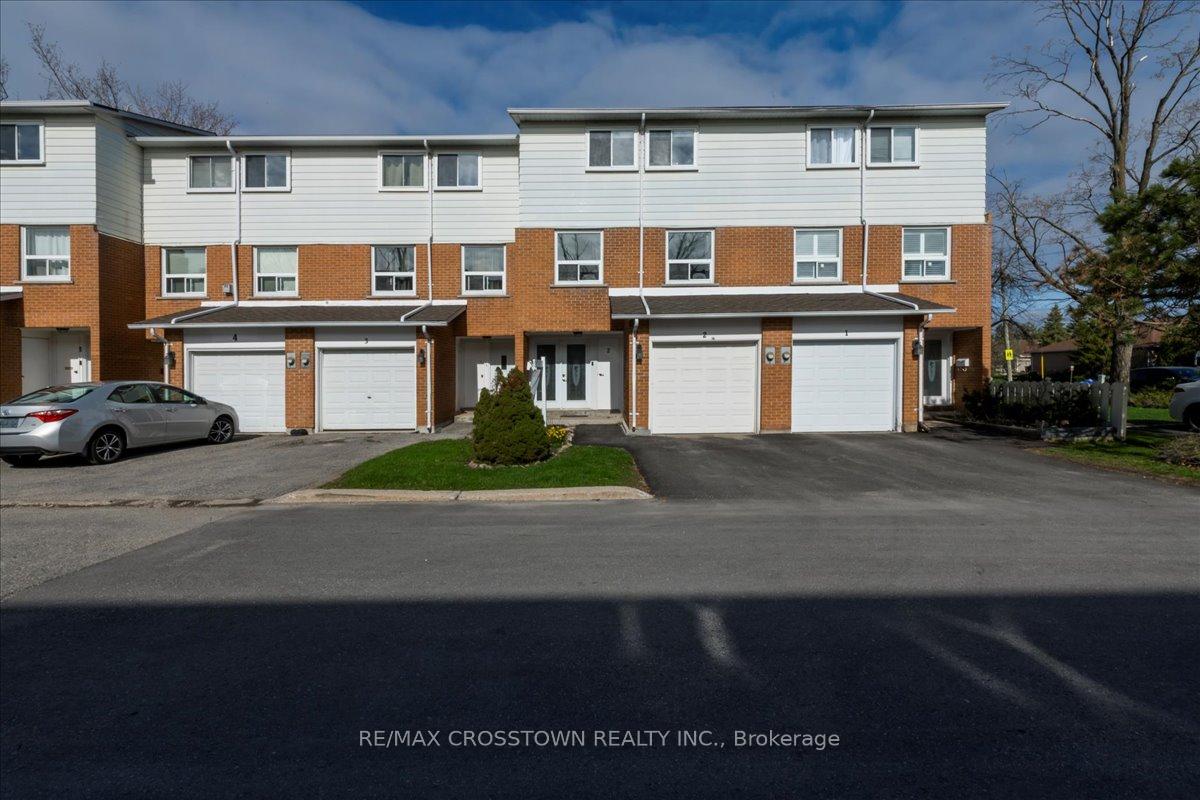 Front of Unit 2, 235 Steel Street