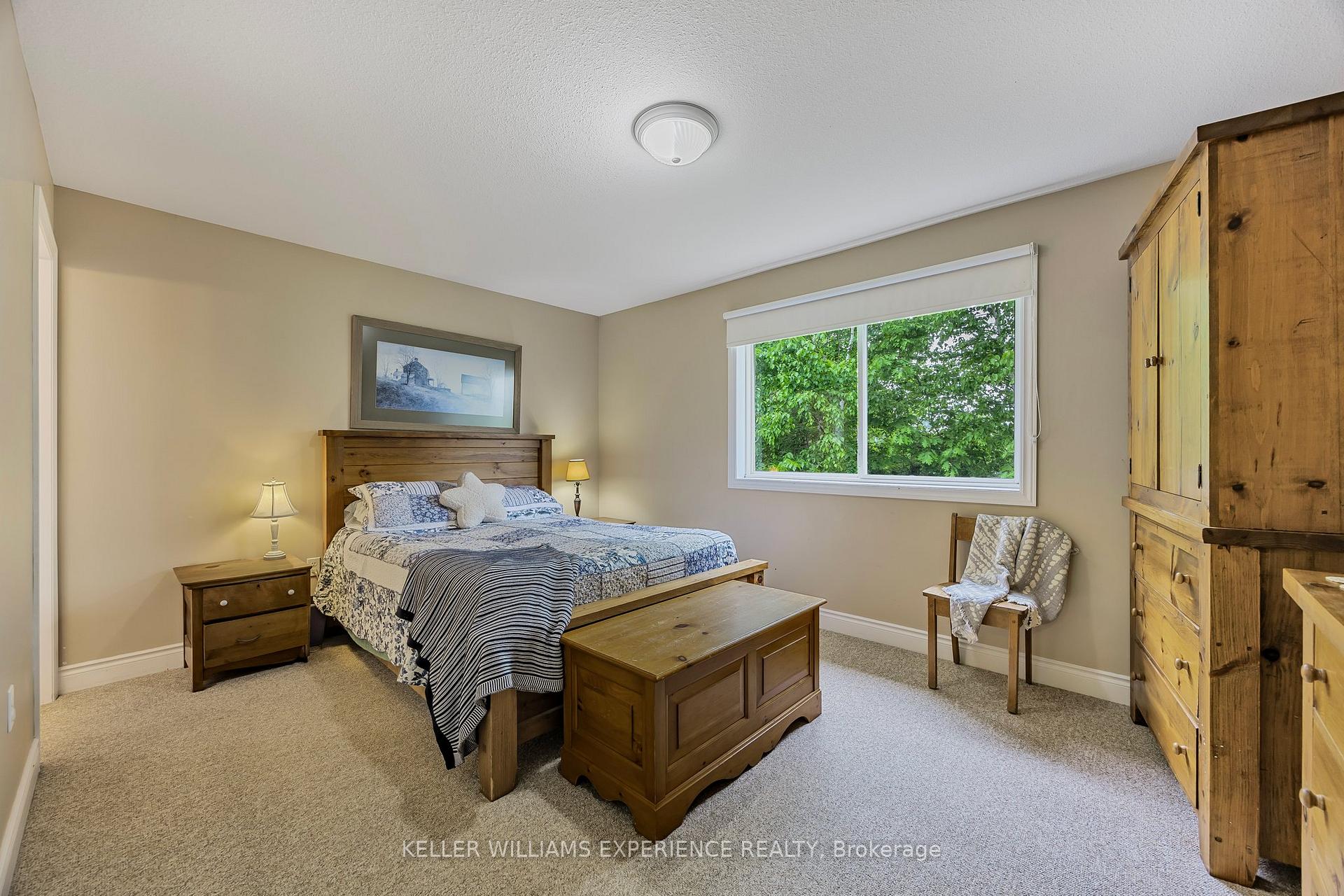 Photo 23 of 26 Wildflower Court, Barrie, Ardagh — HOMEH